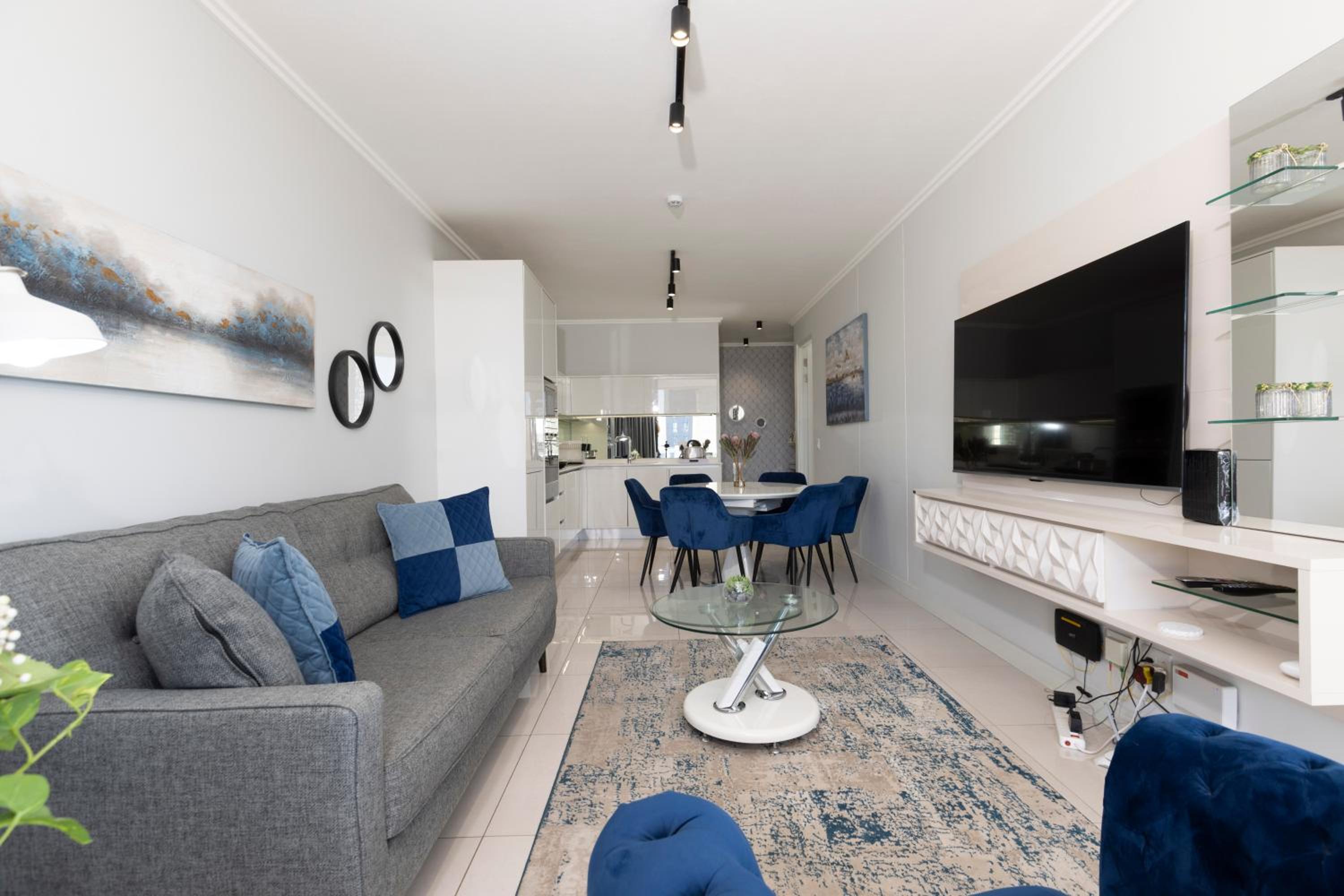The Executive Apartment in Ellipse Waterfall City