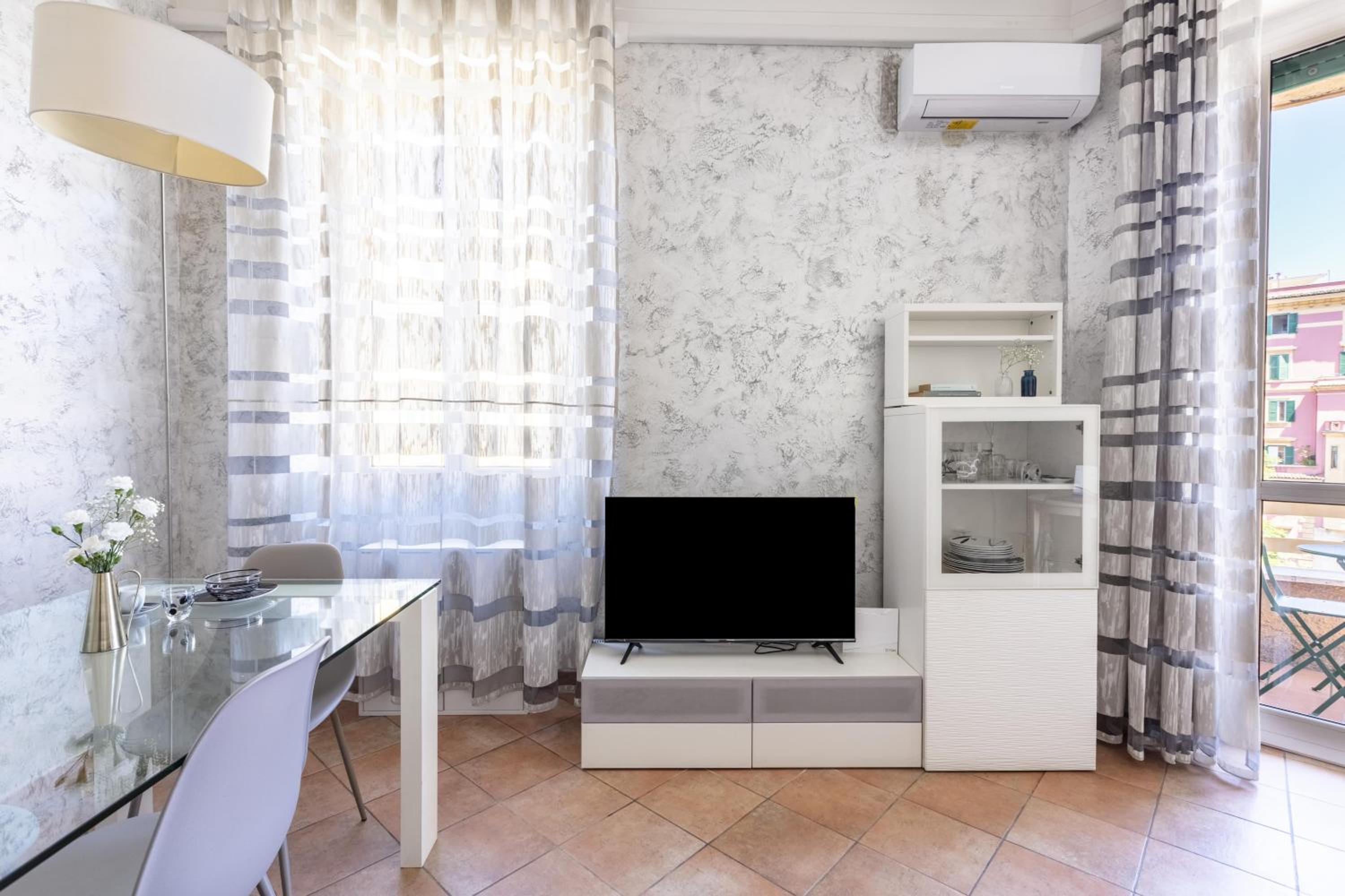 Casa Lodi Roma by Hili