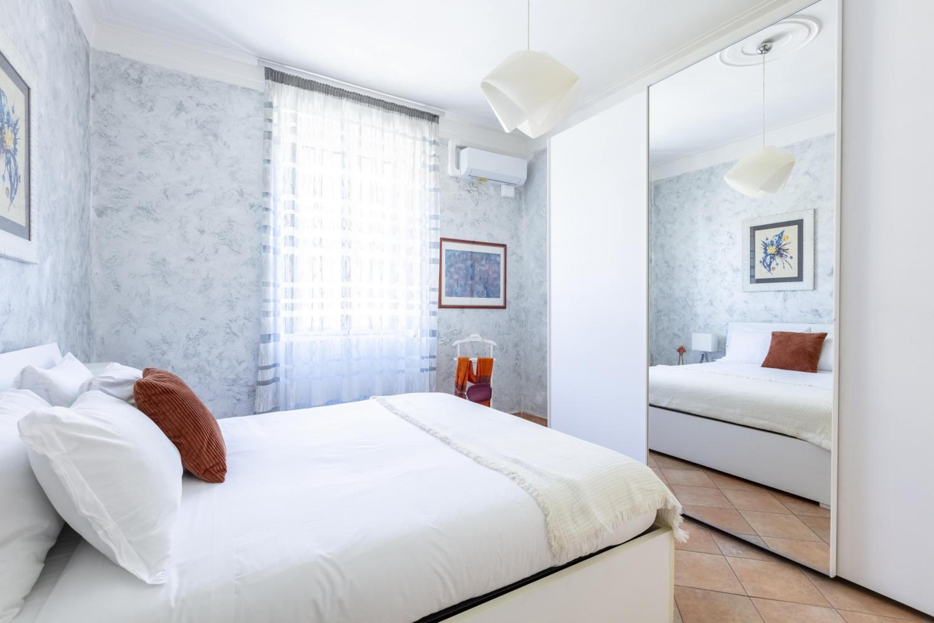 Casa Lodi Roma by Hili