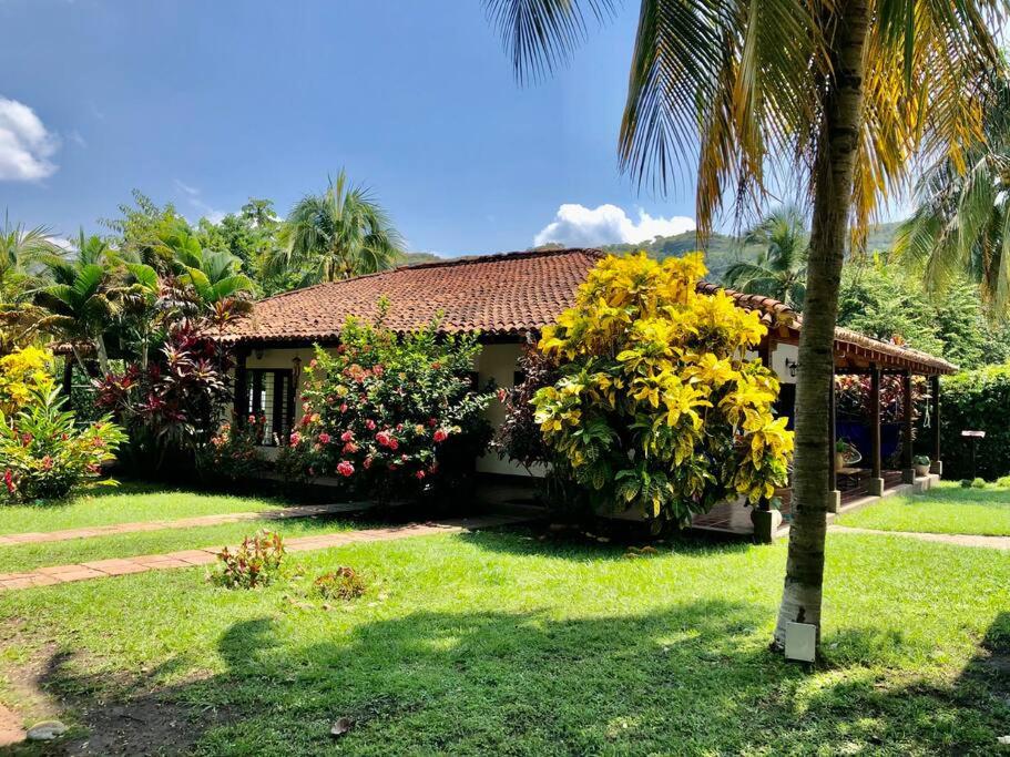 Villa Victoria Hermosa y tranquila Quinta Campestre