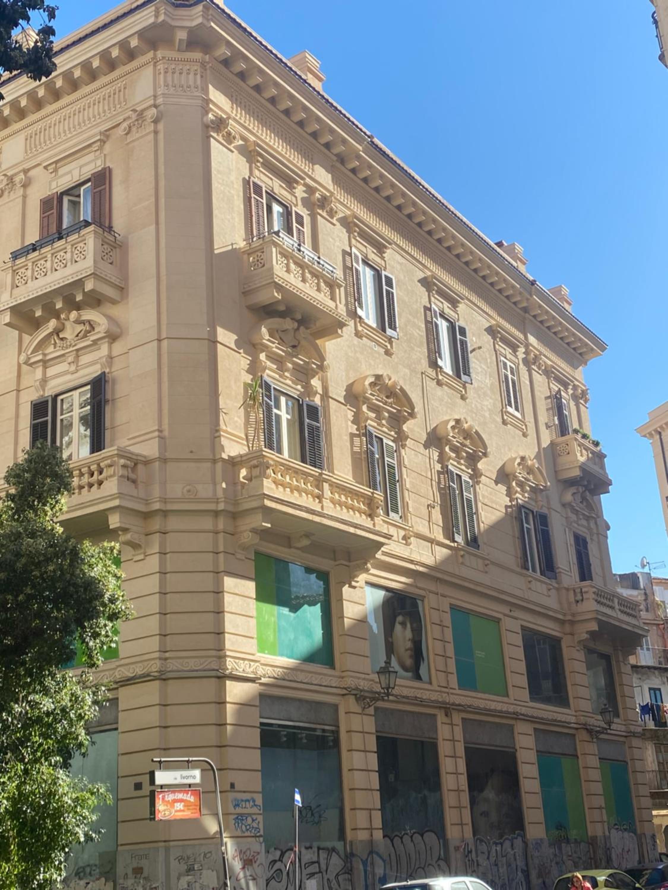 SuiteInPalermo - appartamenti in centro storico view 2