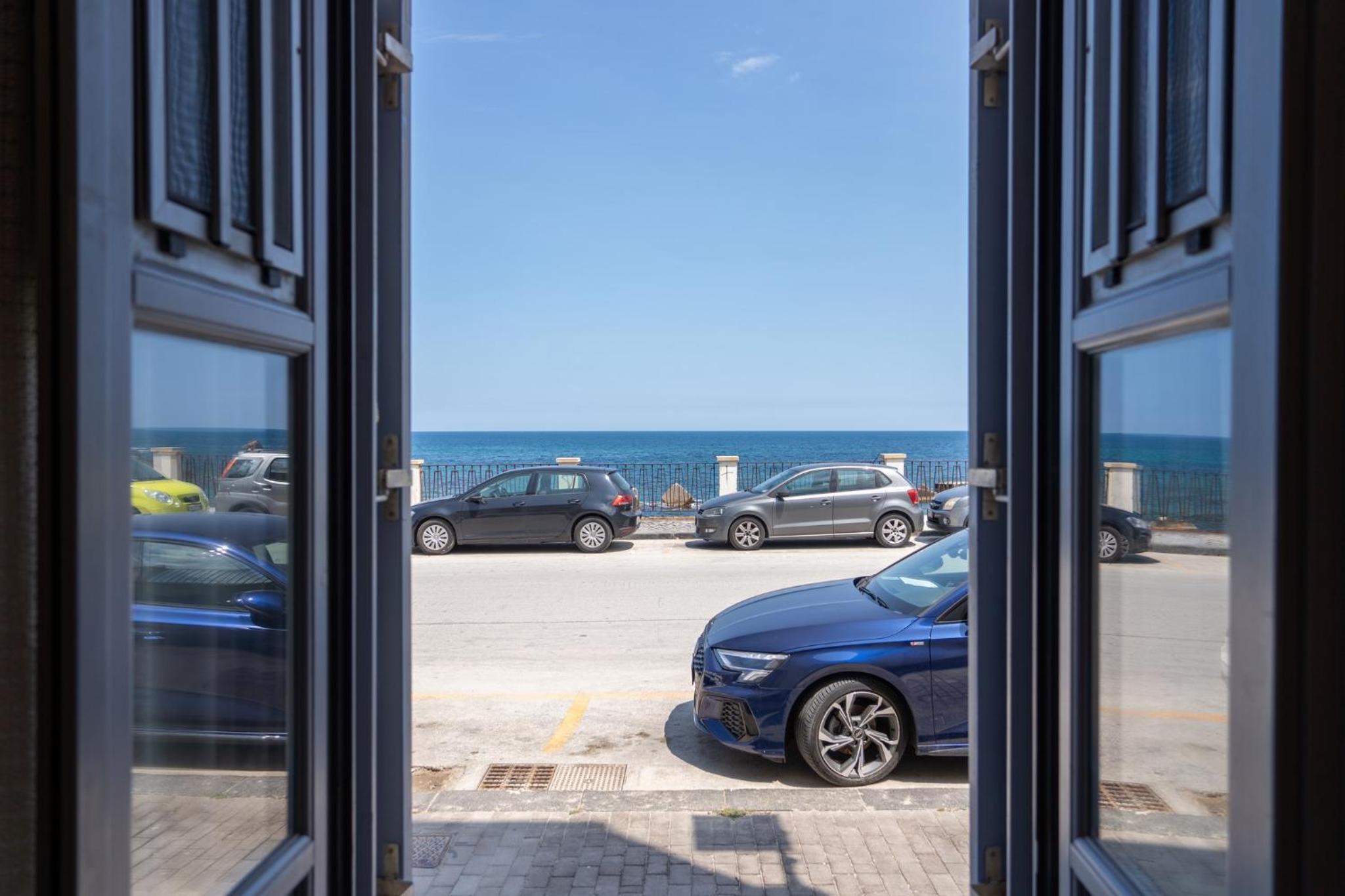 GuestHost - La Stella di Levante - Ortigia Wonderful Apt view 3