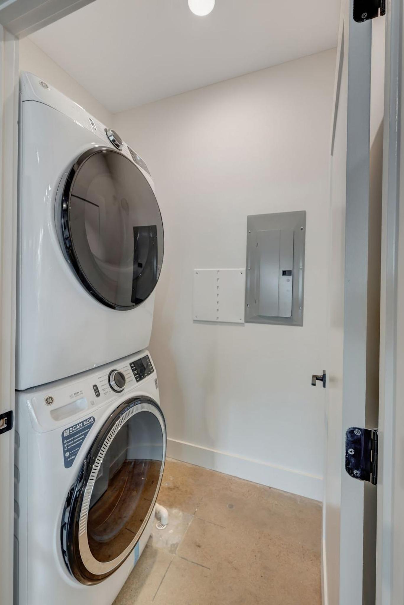 New Studio with 2 beds 7 mins to DT - Property Image 4