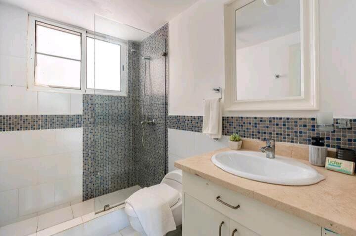Playa Turquesa - Paradise Beach Front(2 a 4 pax) view 2