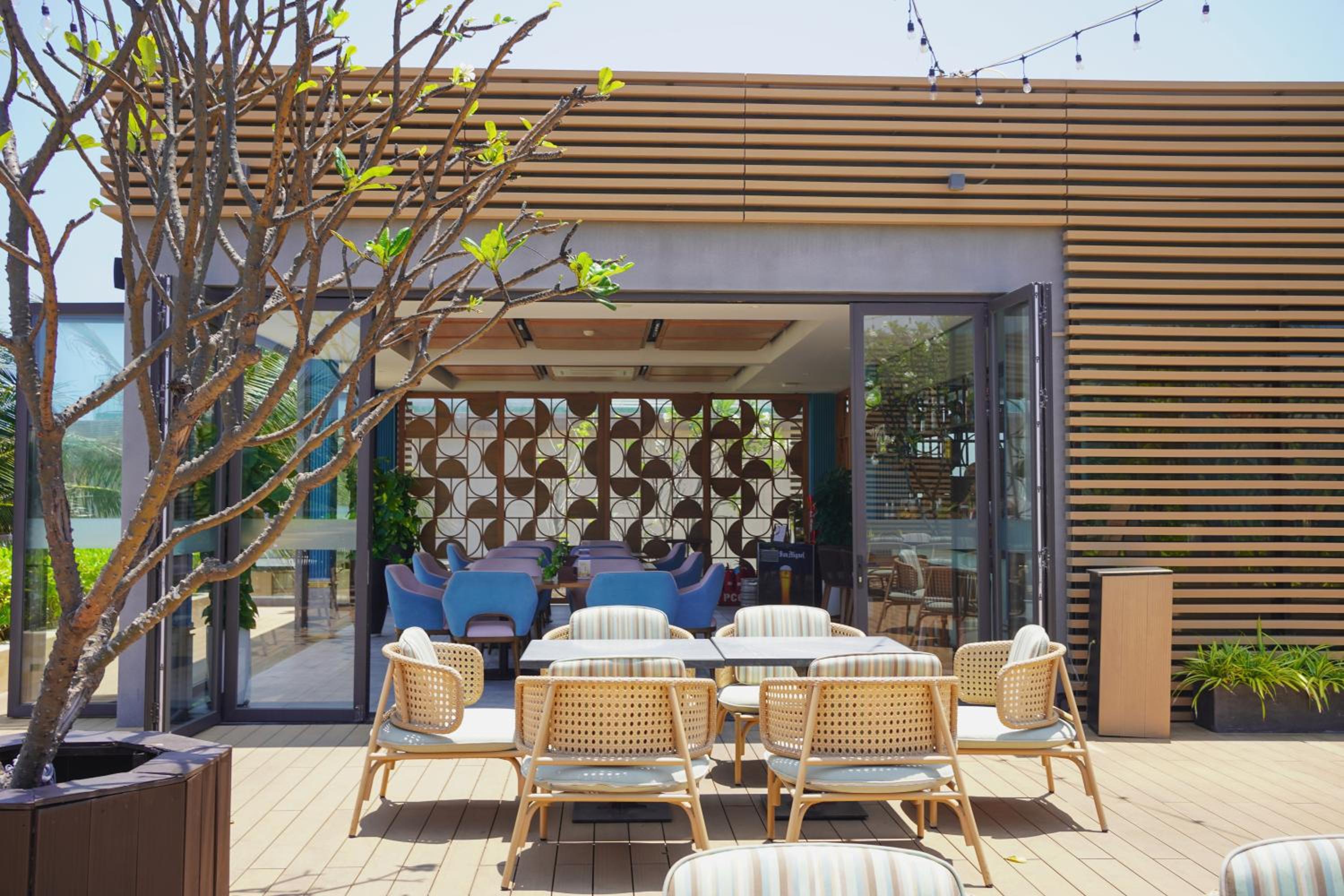 Seascape Villas In Long Beach Cam Ranh