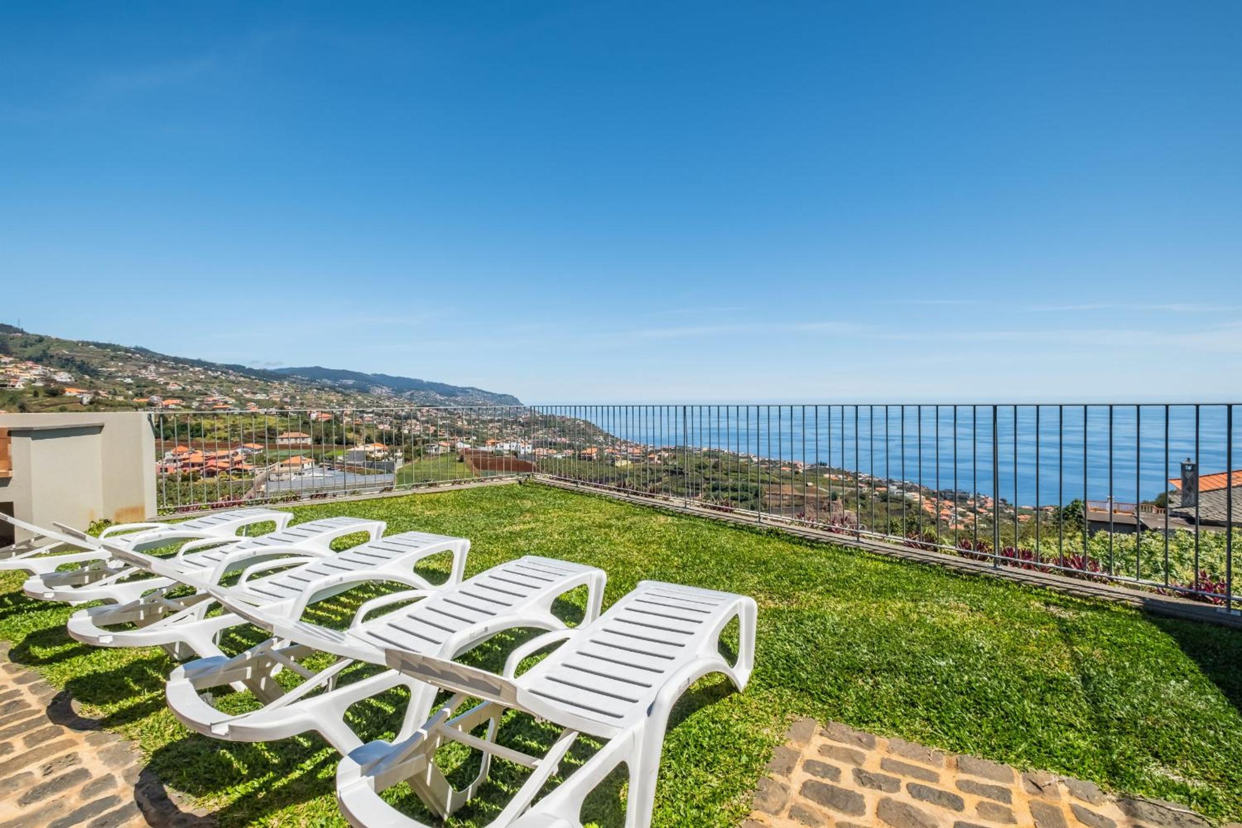 Sunshine Deluxe B by Madeira Sun Travel