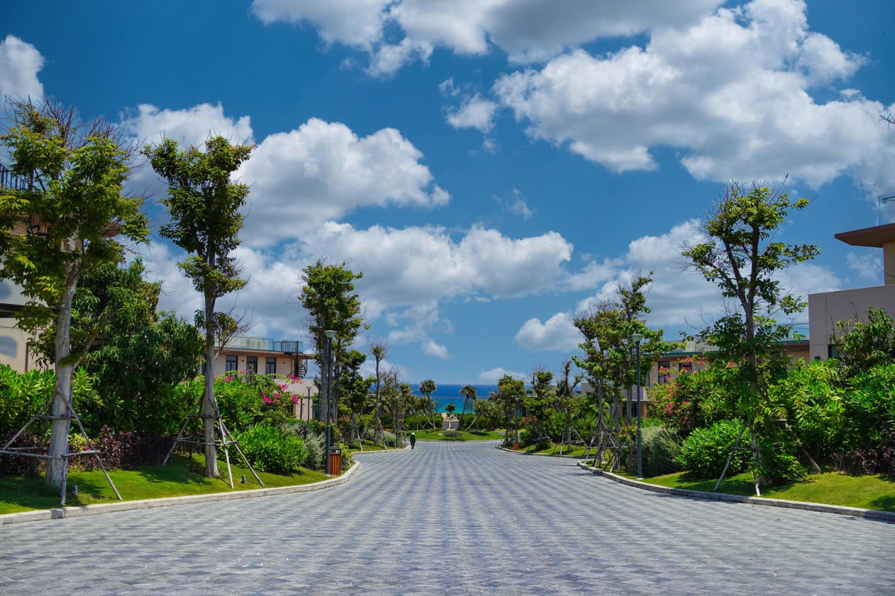 Seascape Villas In Long Beach Cam Ranh