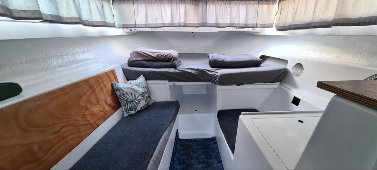 COSY BOAT FLAT at BARCELONA BEACH