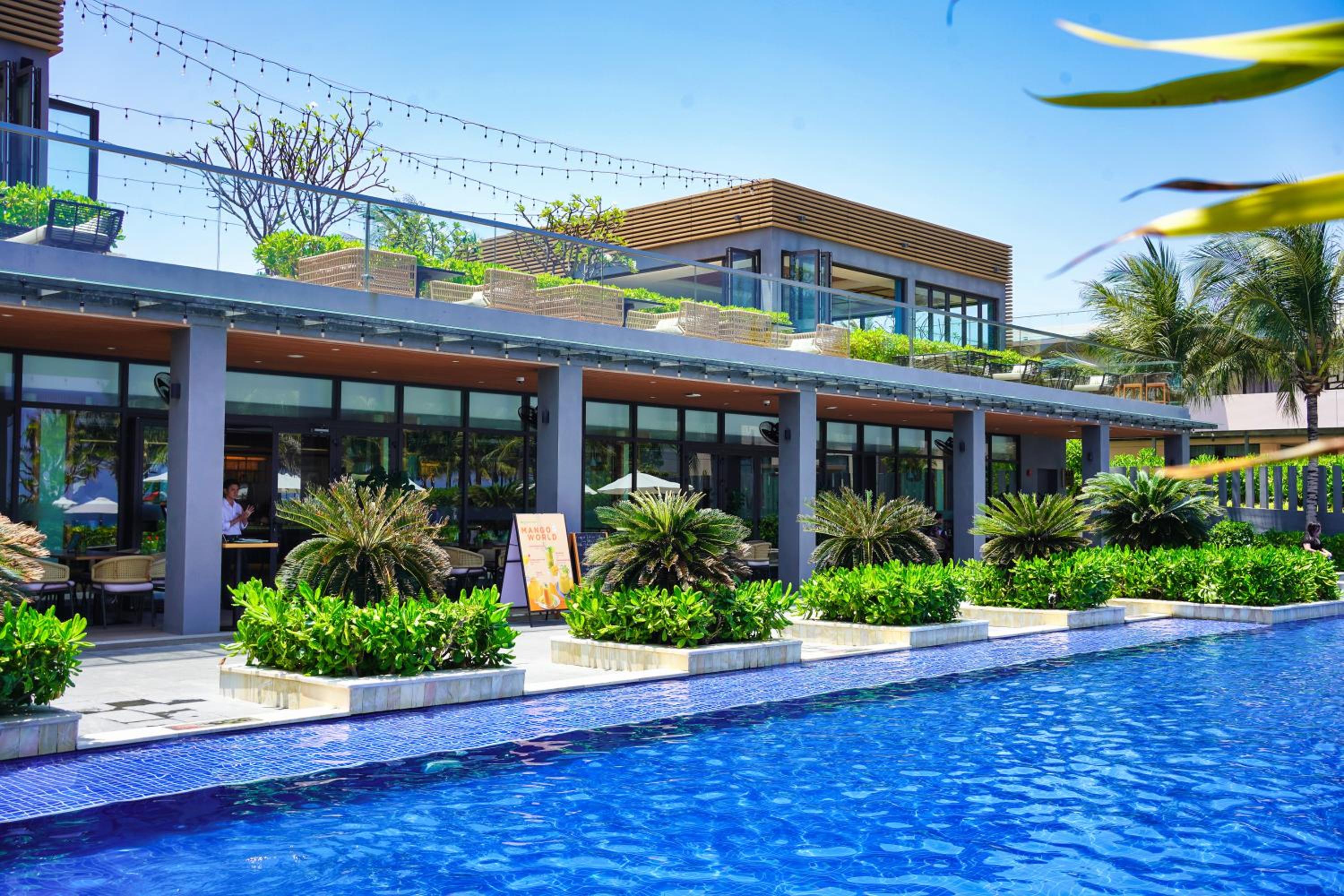 Seascape Villas In Long Beach Cam Ranh