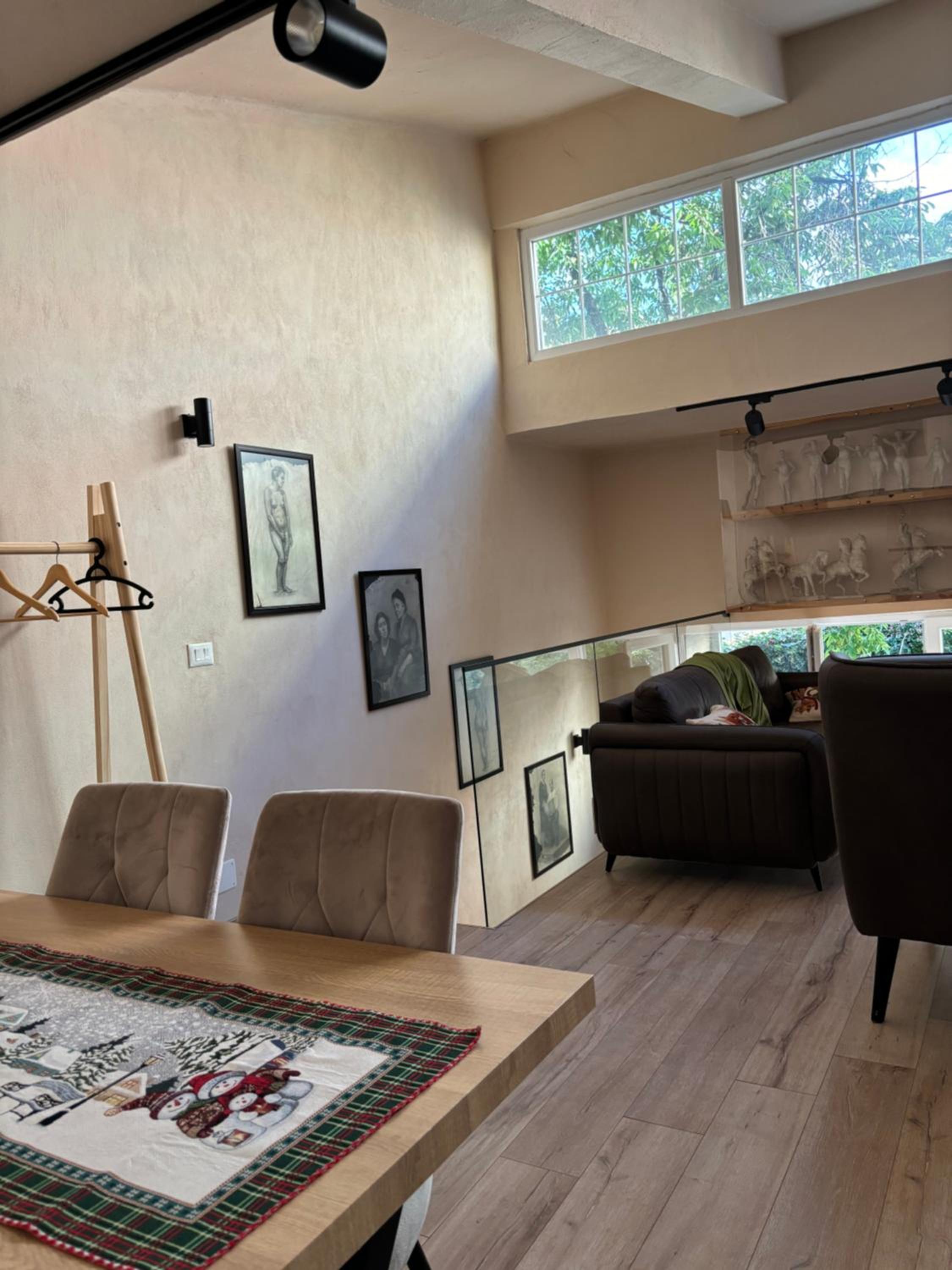Vacation Studio by Andrea