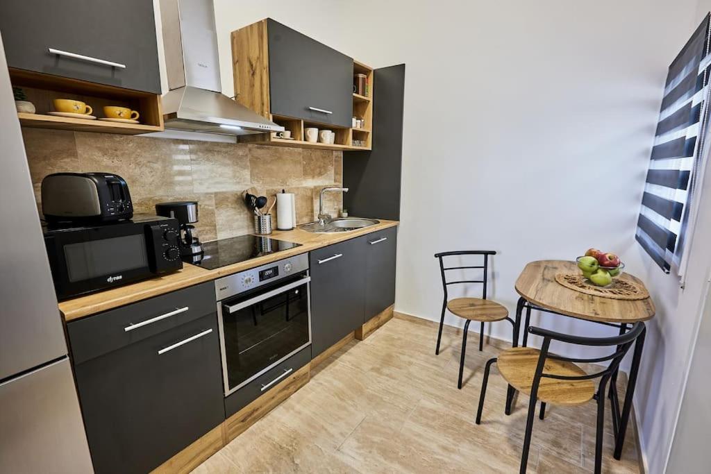 Várfal Apartman