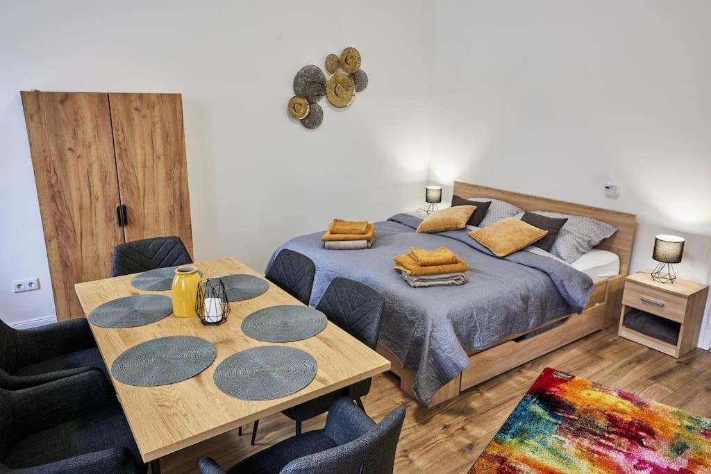 Várfal Apartman