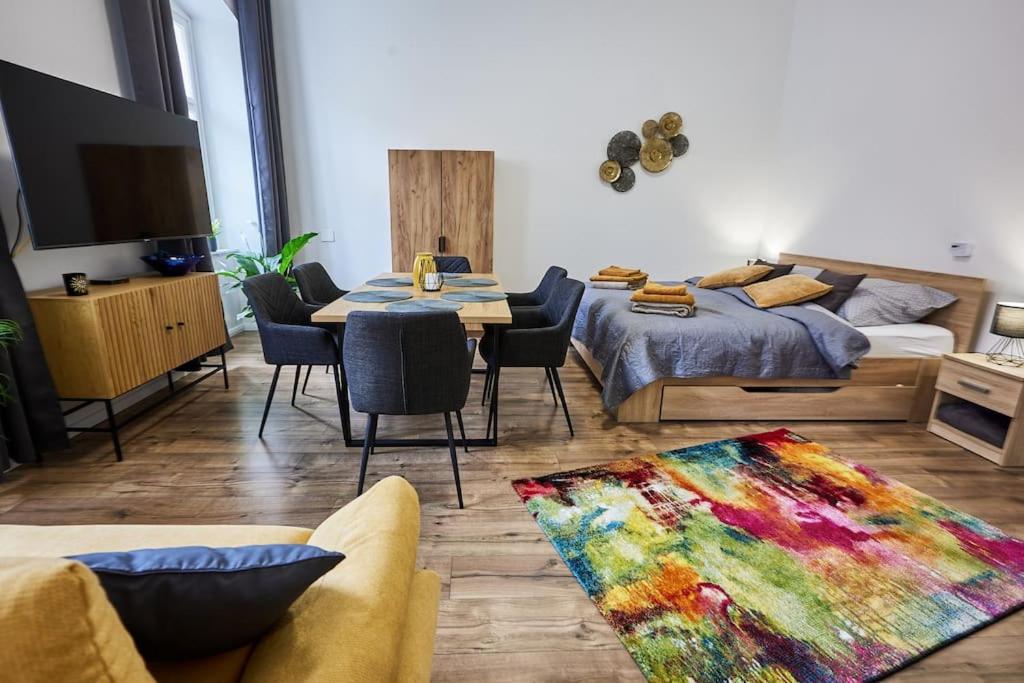 Várfal Apartman
