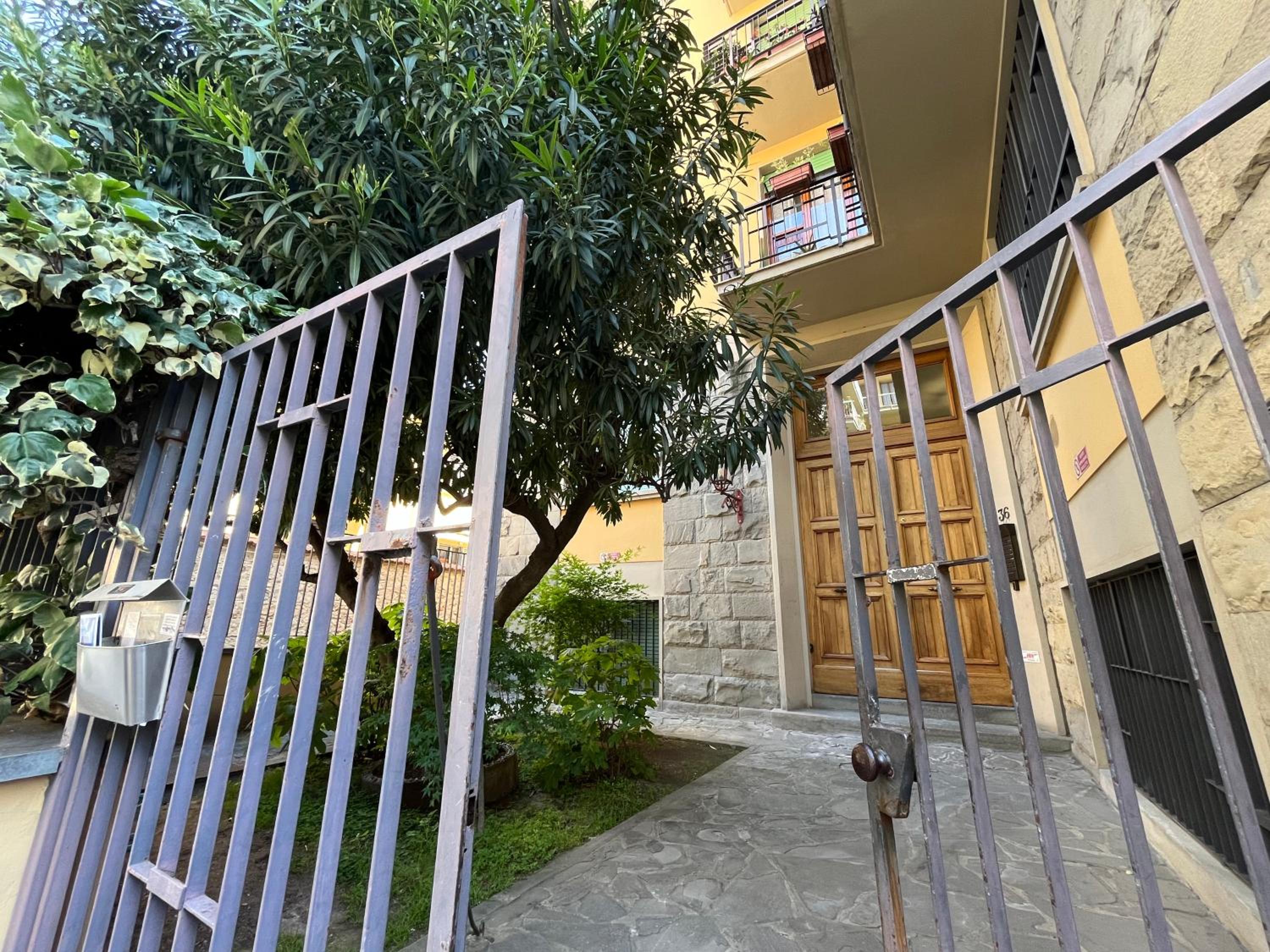 Orcagna suite with parking photo 3