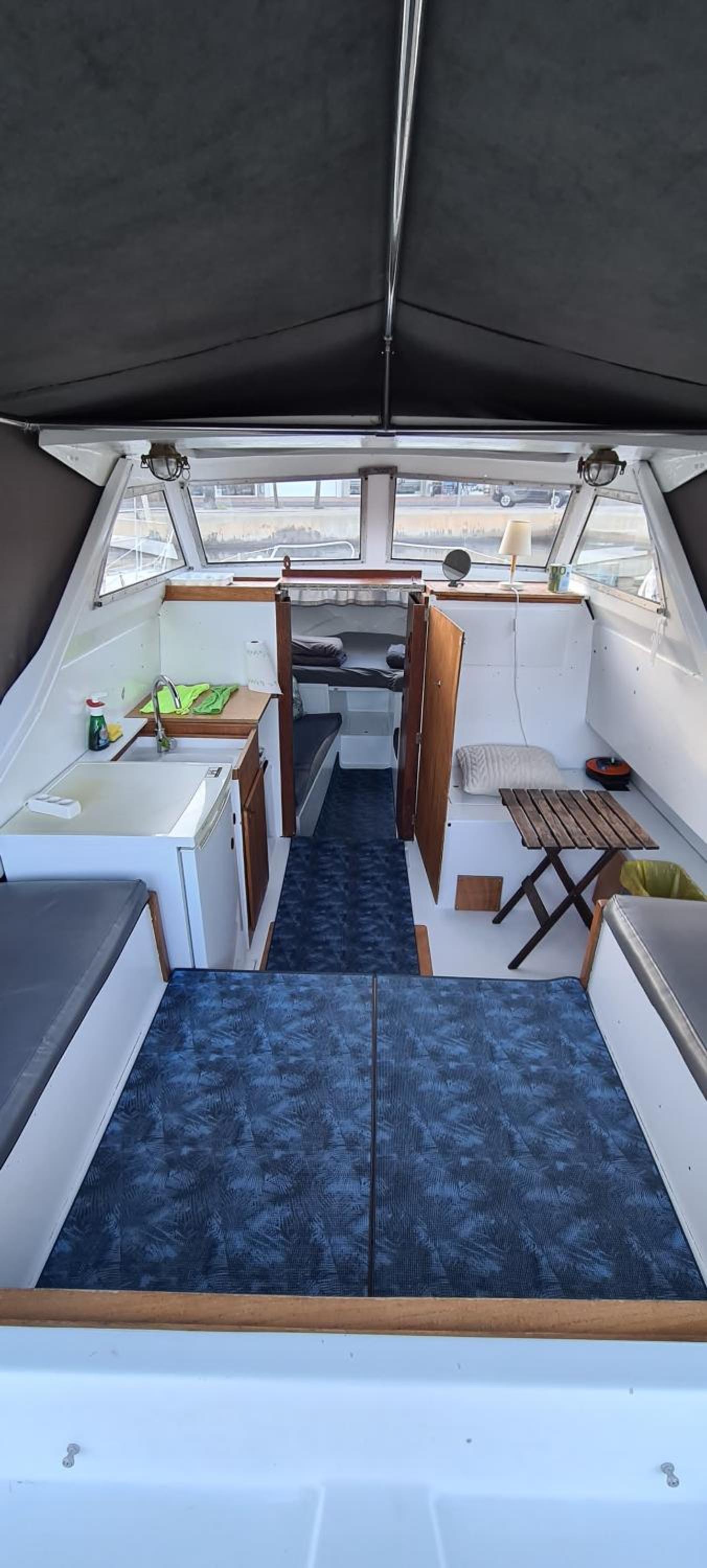 COSY BOAT FLAT at BARCELONA BEACH