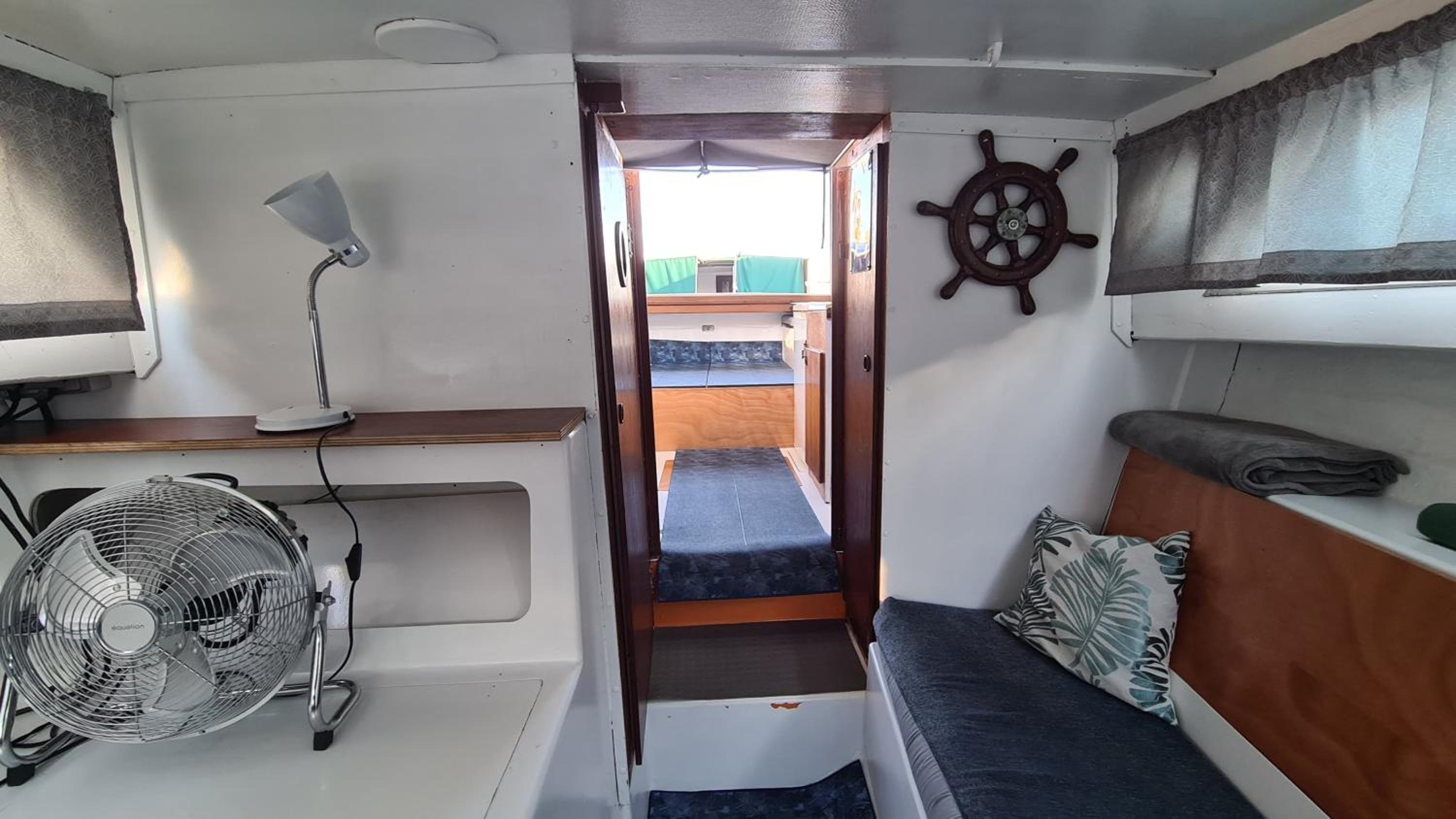COSY BOAT FLAT at BARCELONA BEACH