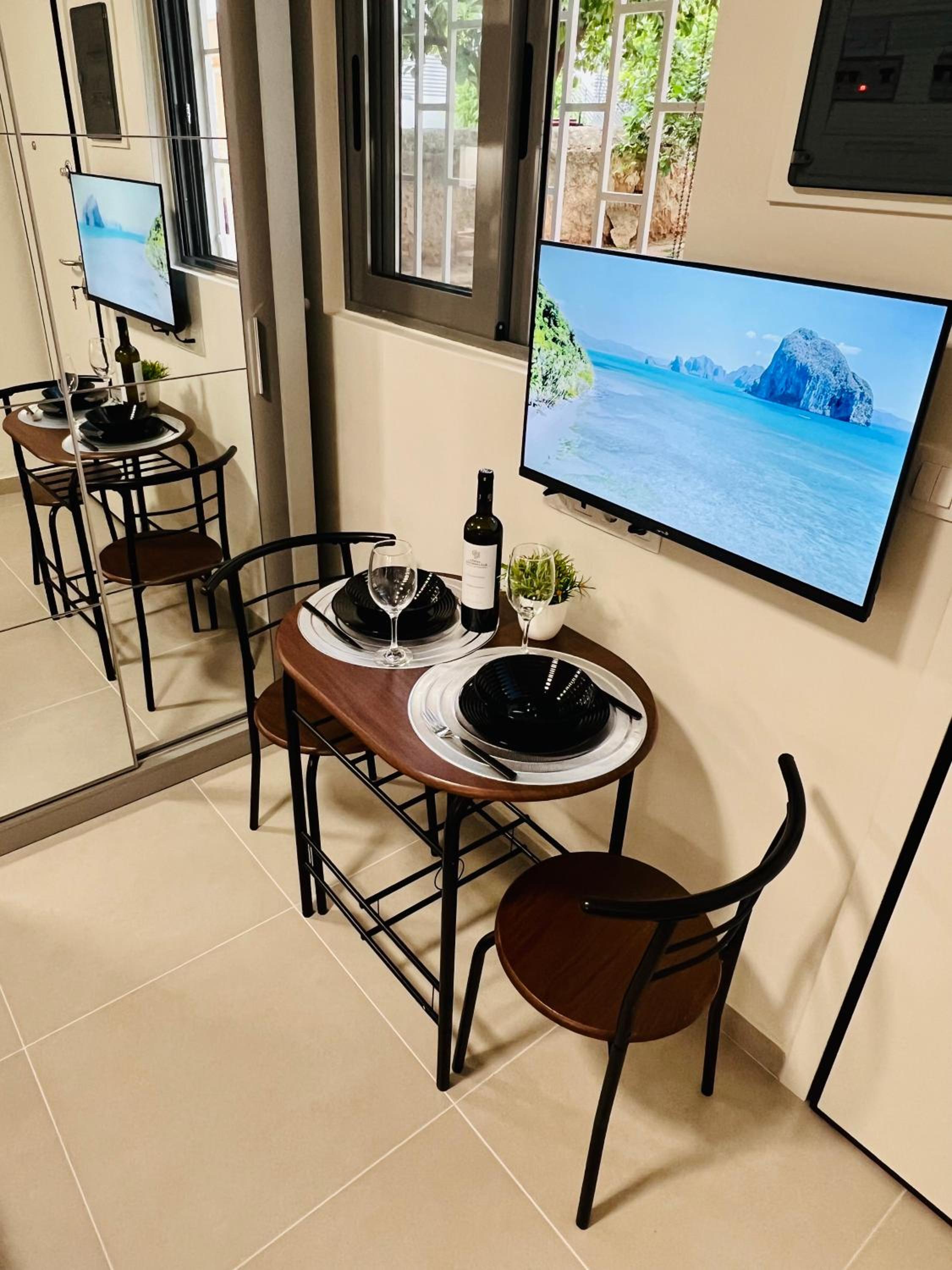 Modern studio in Elliniko 5 mins from metro