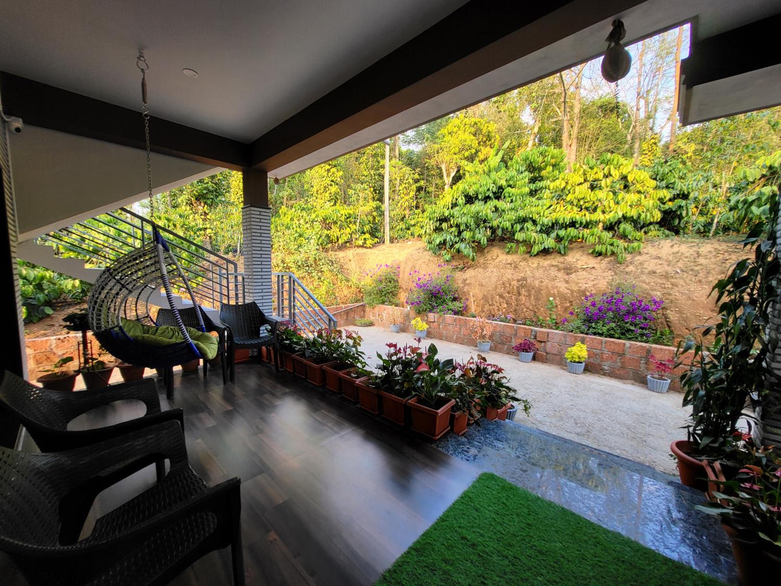 Doddanandi Homestay - 3BH Full Villa, AC, Home Food, Coffee Estate view 5