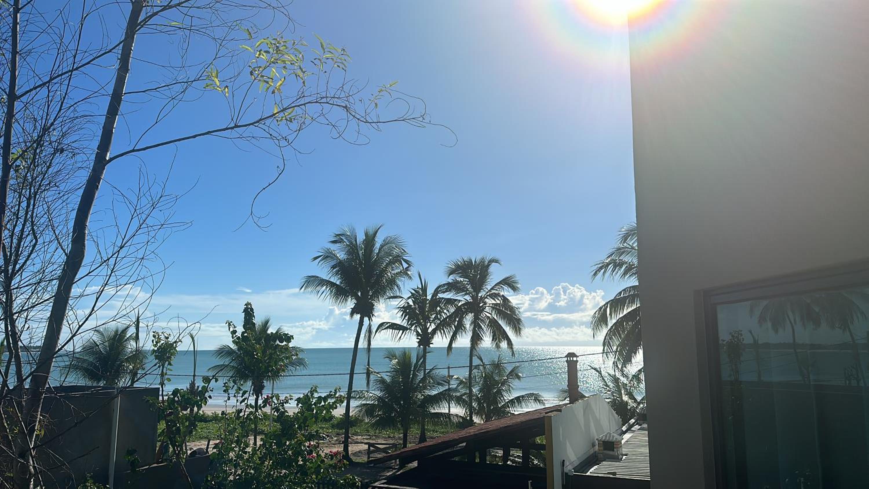 Apartamento de luxo à beira-mar