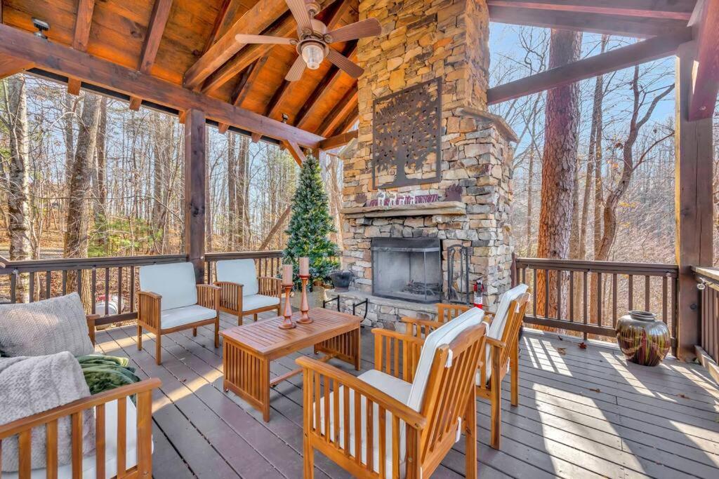 30 percent off thru July 5 Insane Views Hot Tub Game Room
