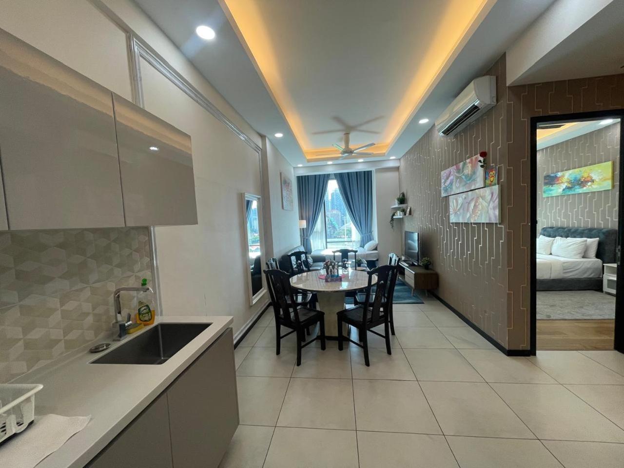 Kuala Lumpur Luxury apartment at Opus Residence KLCC