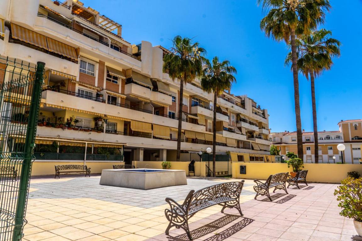 WintowinRentals Terrace, Pool, Parking in Cala del Moral