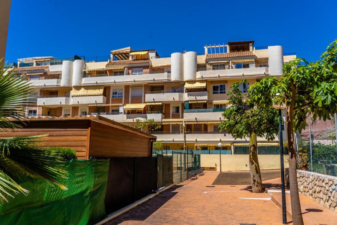 WintowinRentals Terrace, Pool, Parking in Cala del Moral