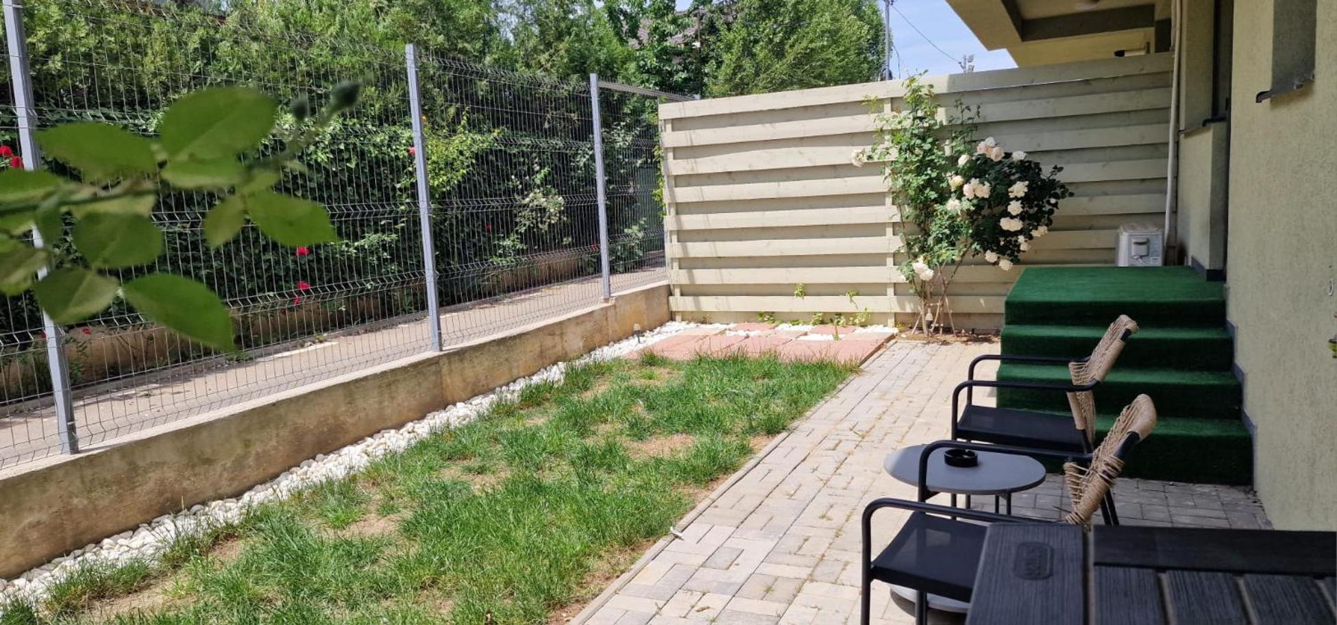 Amazing Apartament with Garden Bucharest Airport Self check-in!!