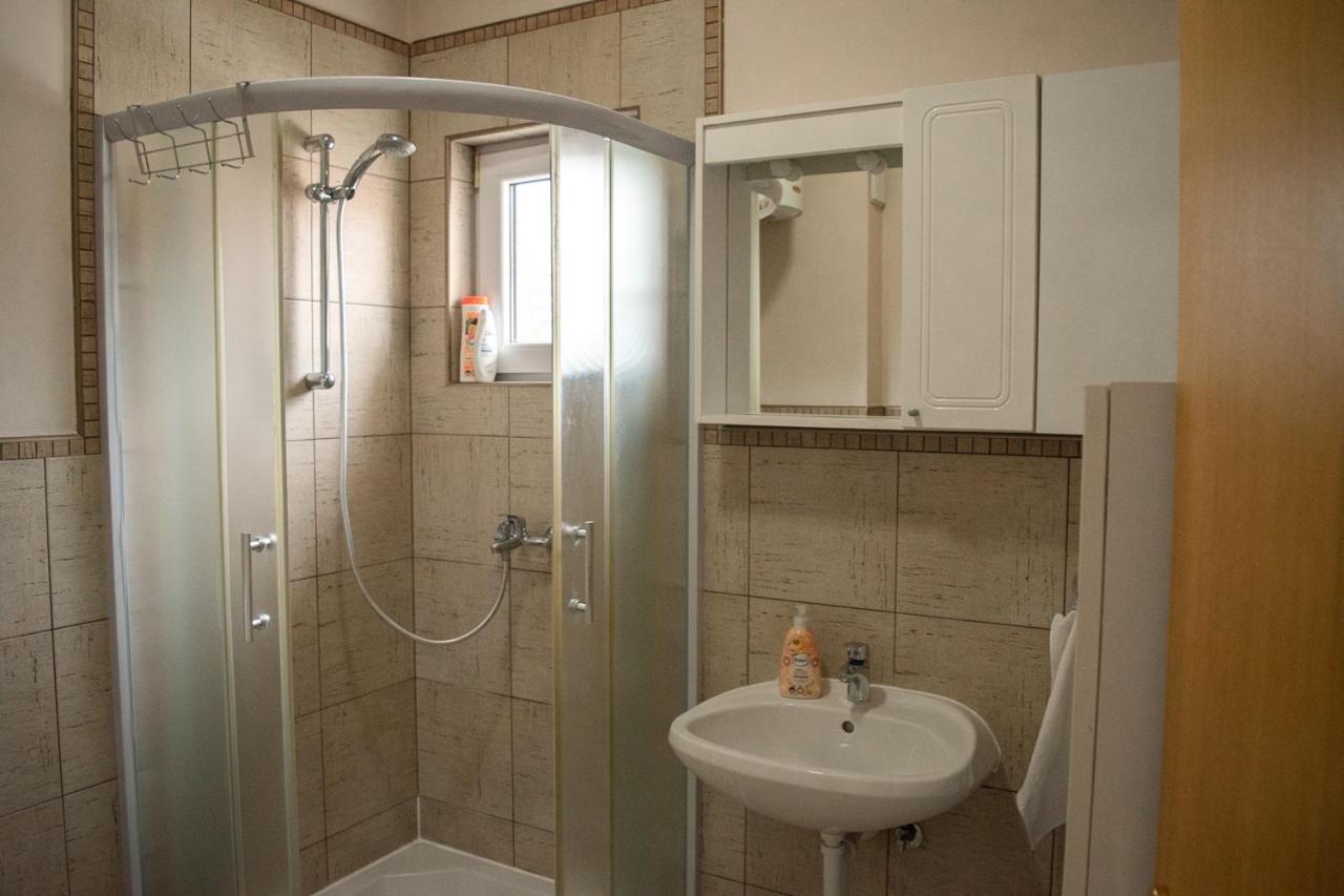 Apartment Abras