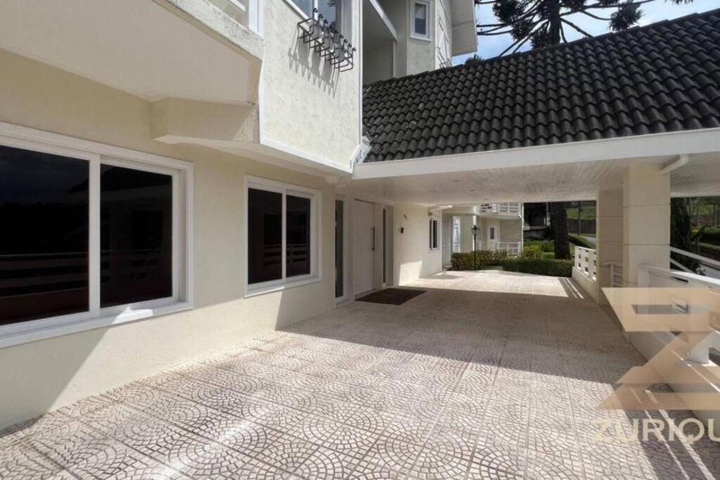 Charmoso duplex c/espaço gourmet