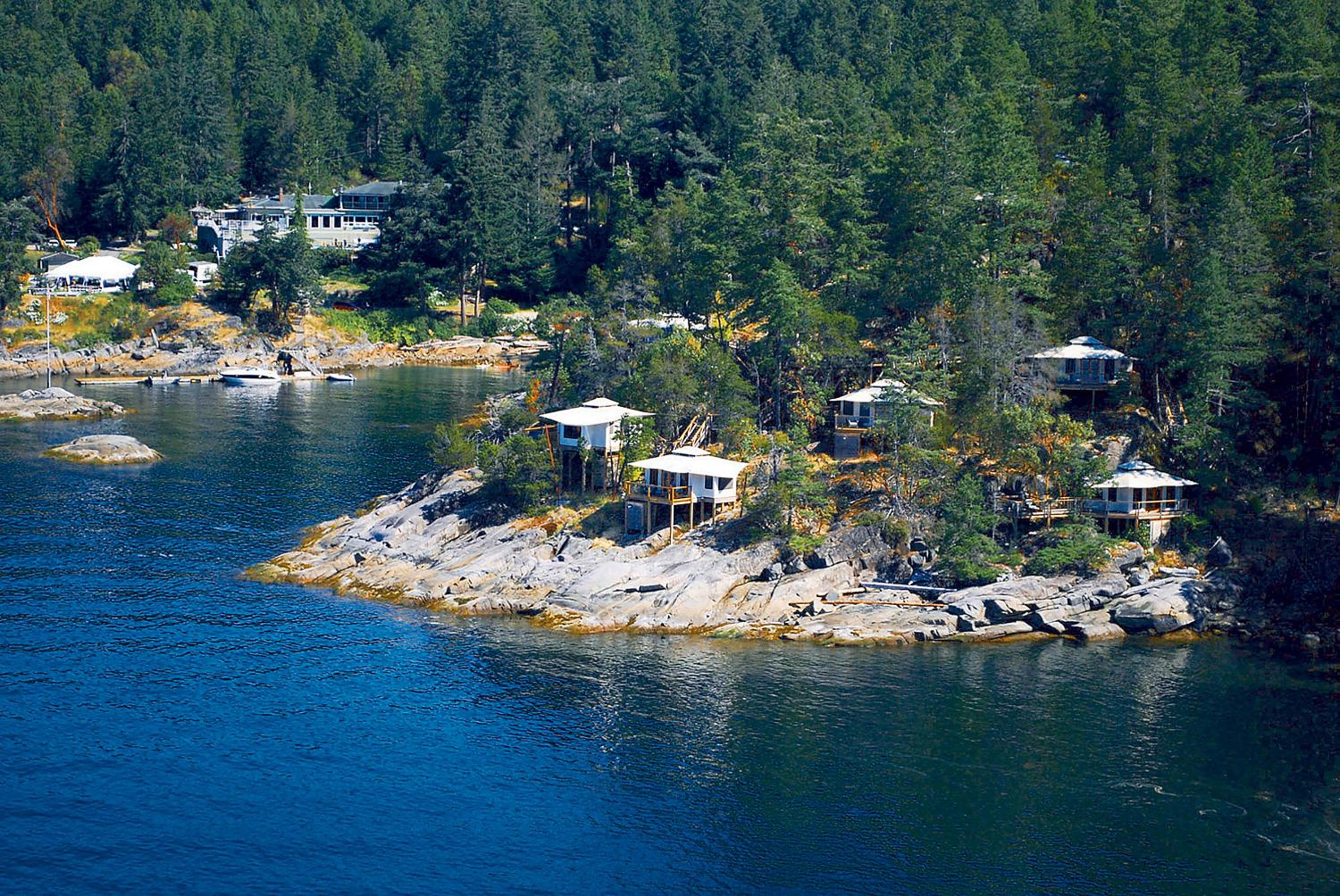 Rockwater Secret Cove Resort