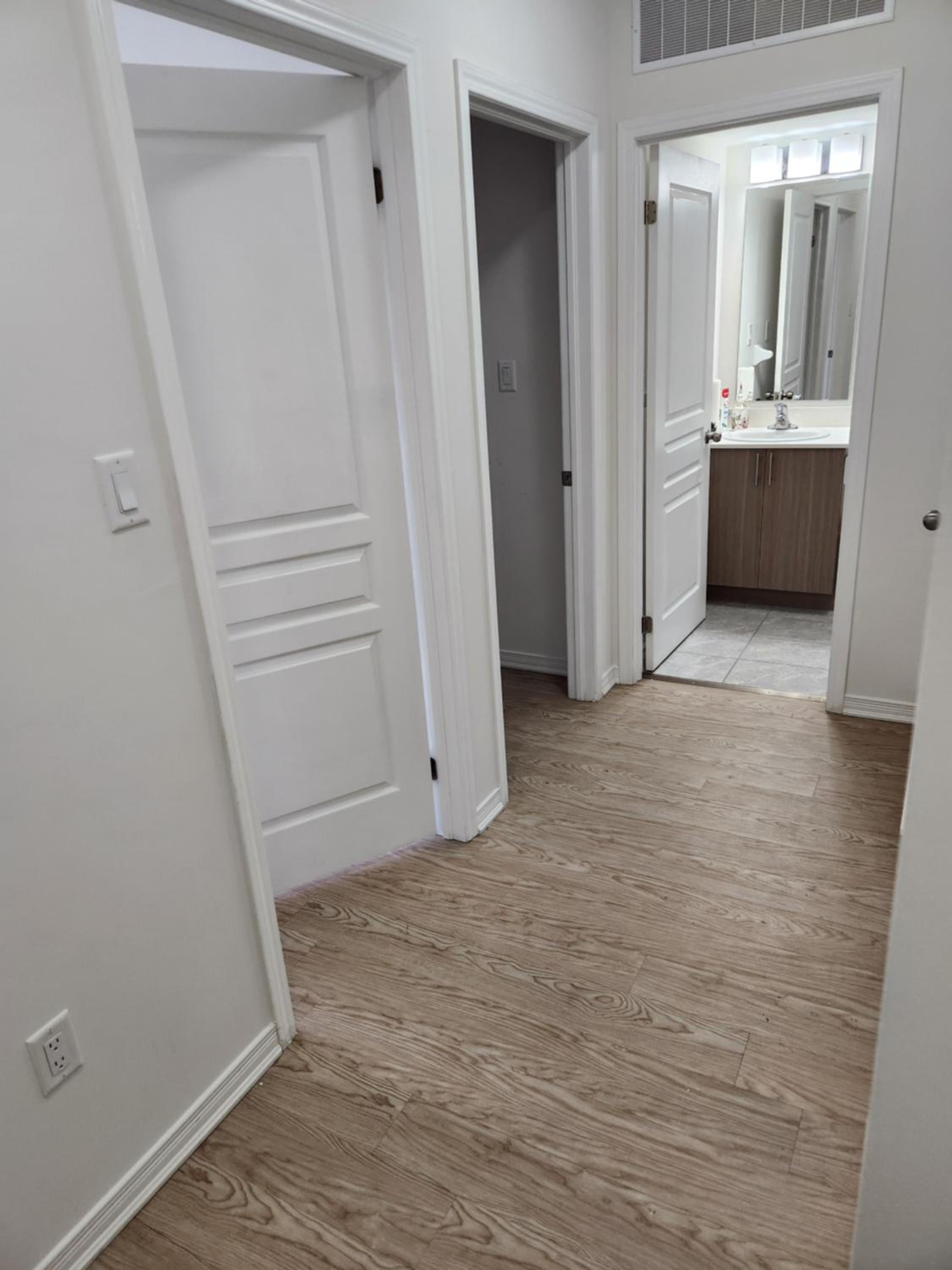Modern Minimalist 2Bedroom Apartment