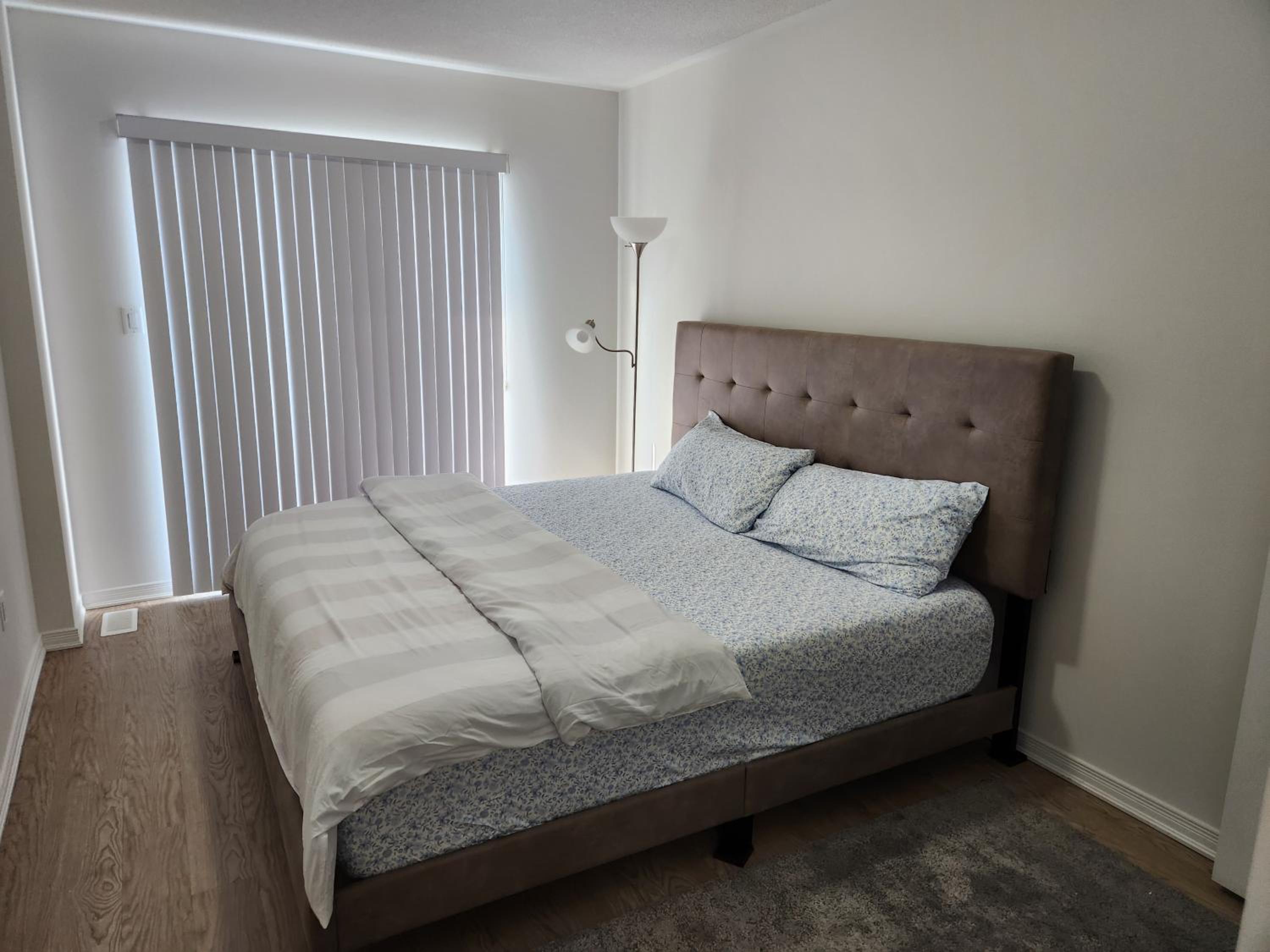 Modern Minimalist 2Bedroom Apartment