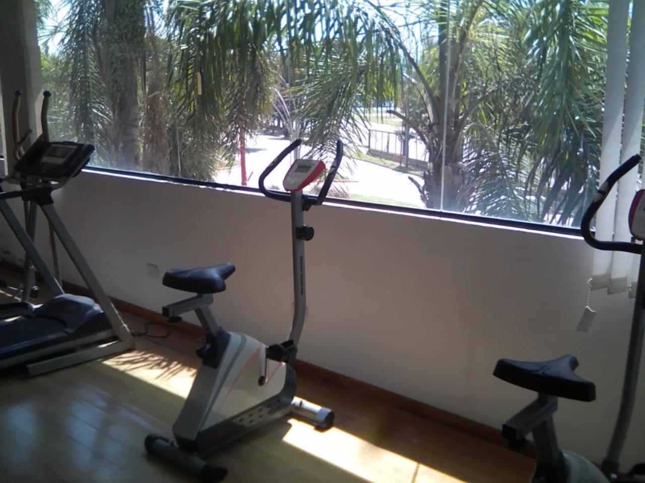 Zona residencial frente al lago!