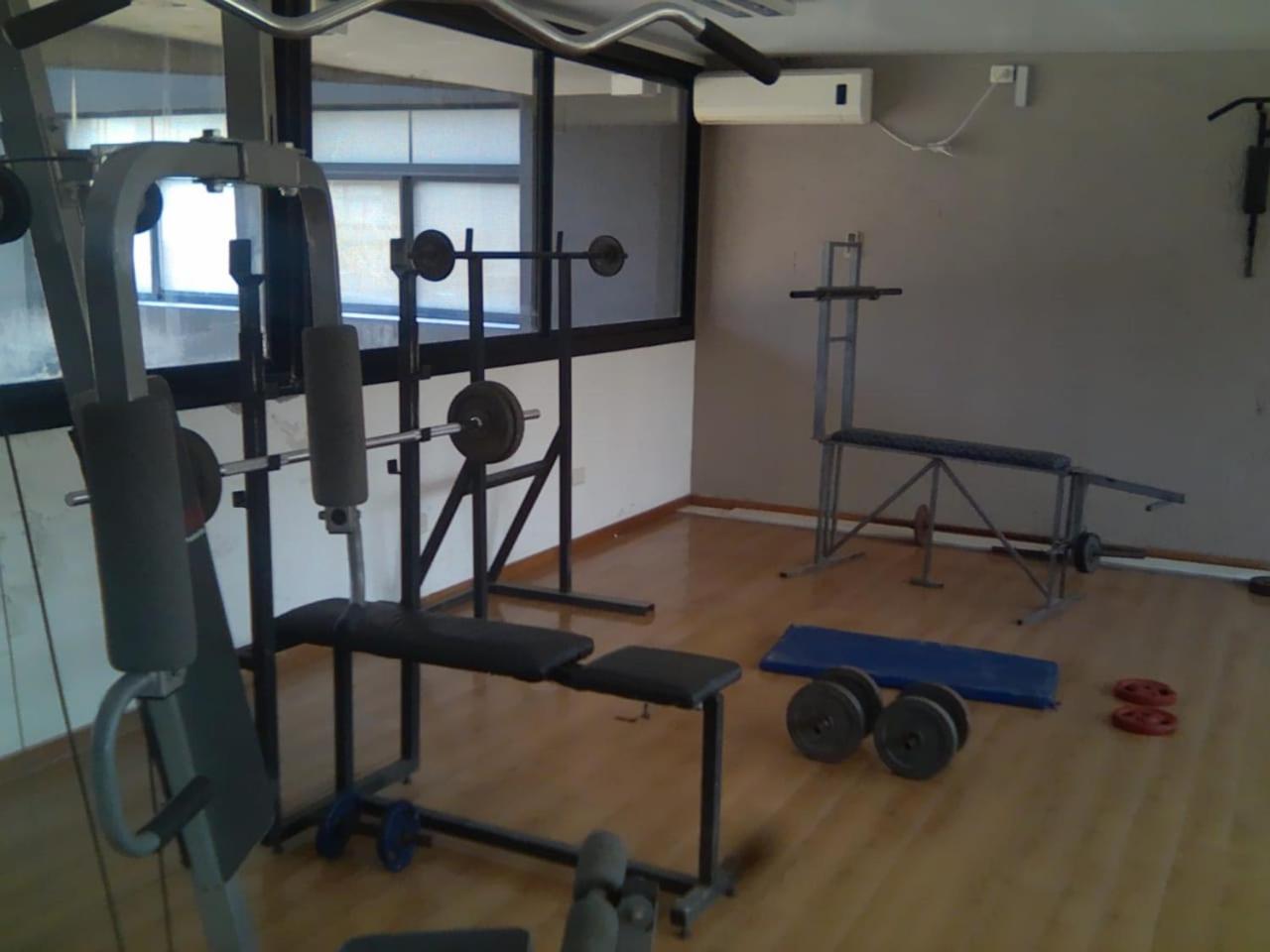 Zona residencial frente al lago!