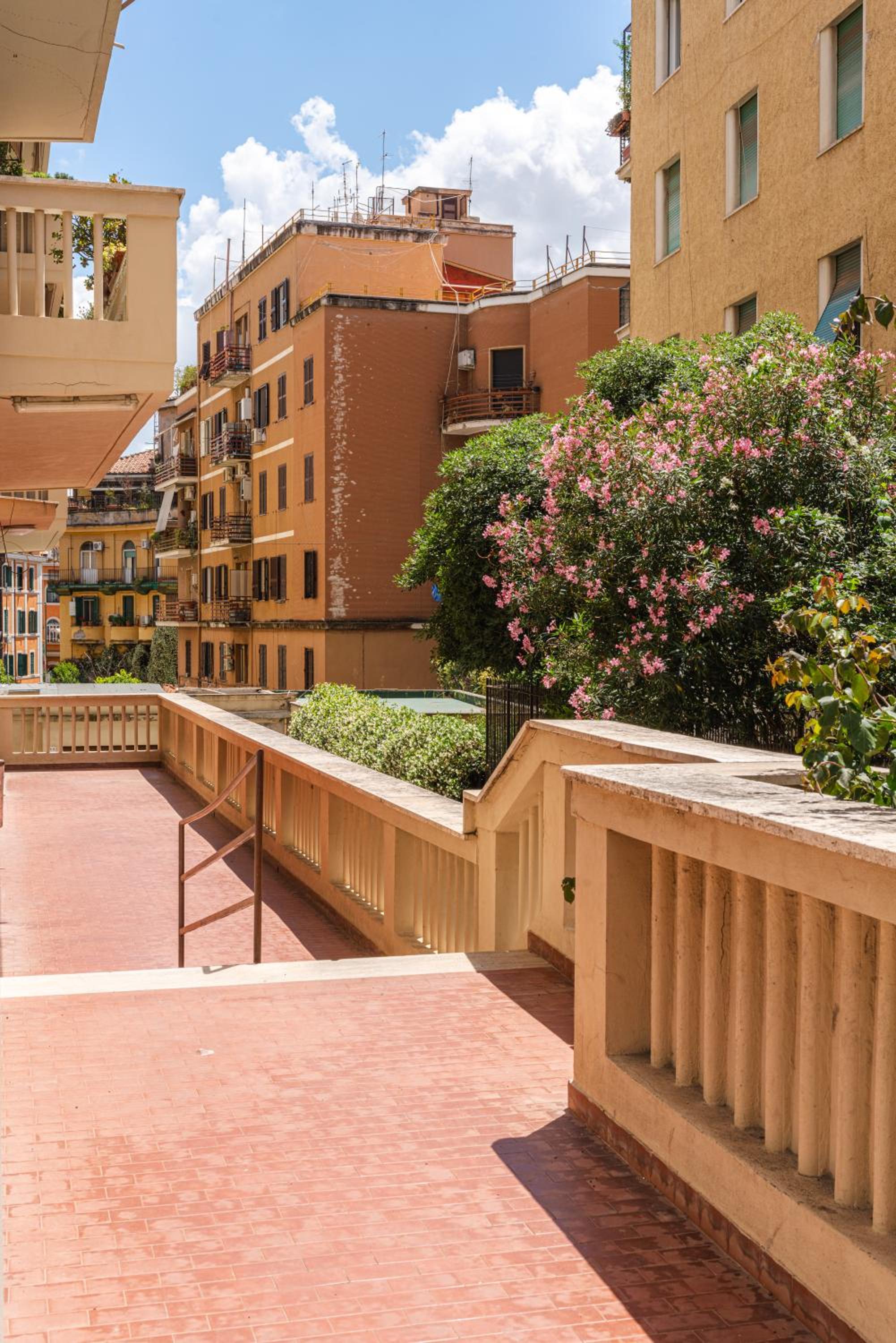Contessa Elegance Inn