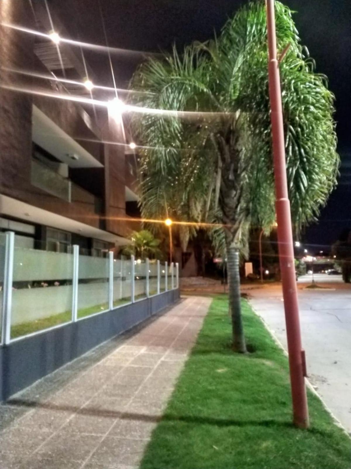 Zona residencial frente al lago!