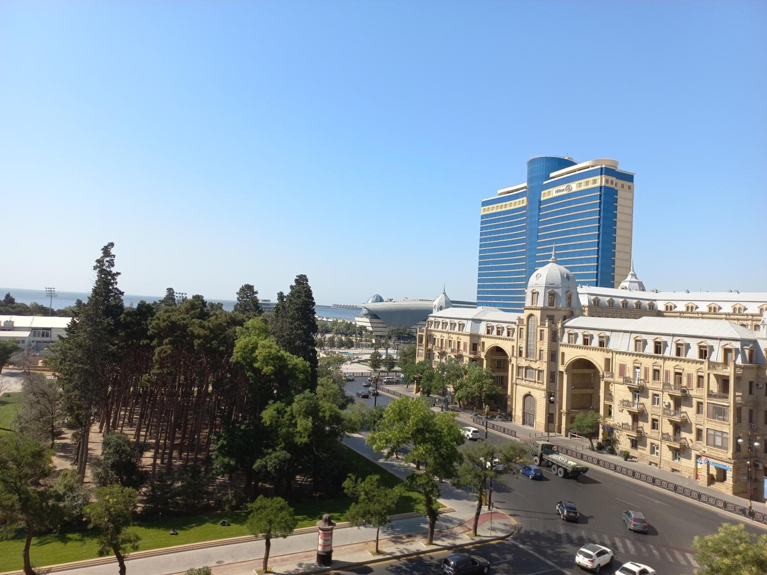 Coast Hilton Hotel 3 bedrooms view 2