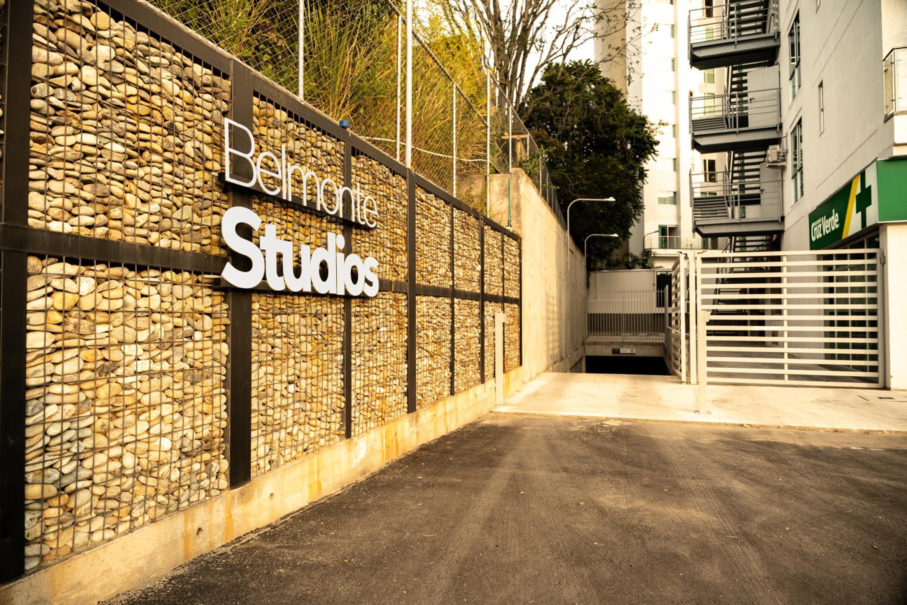 Belmonte Studios 1