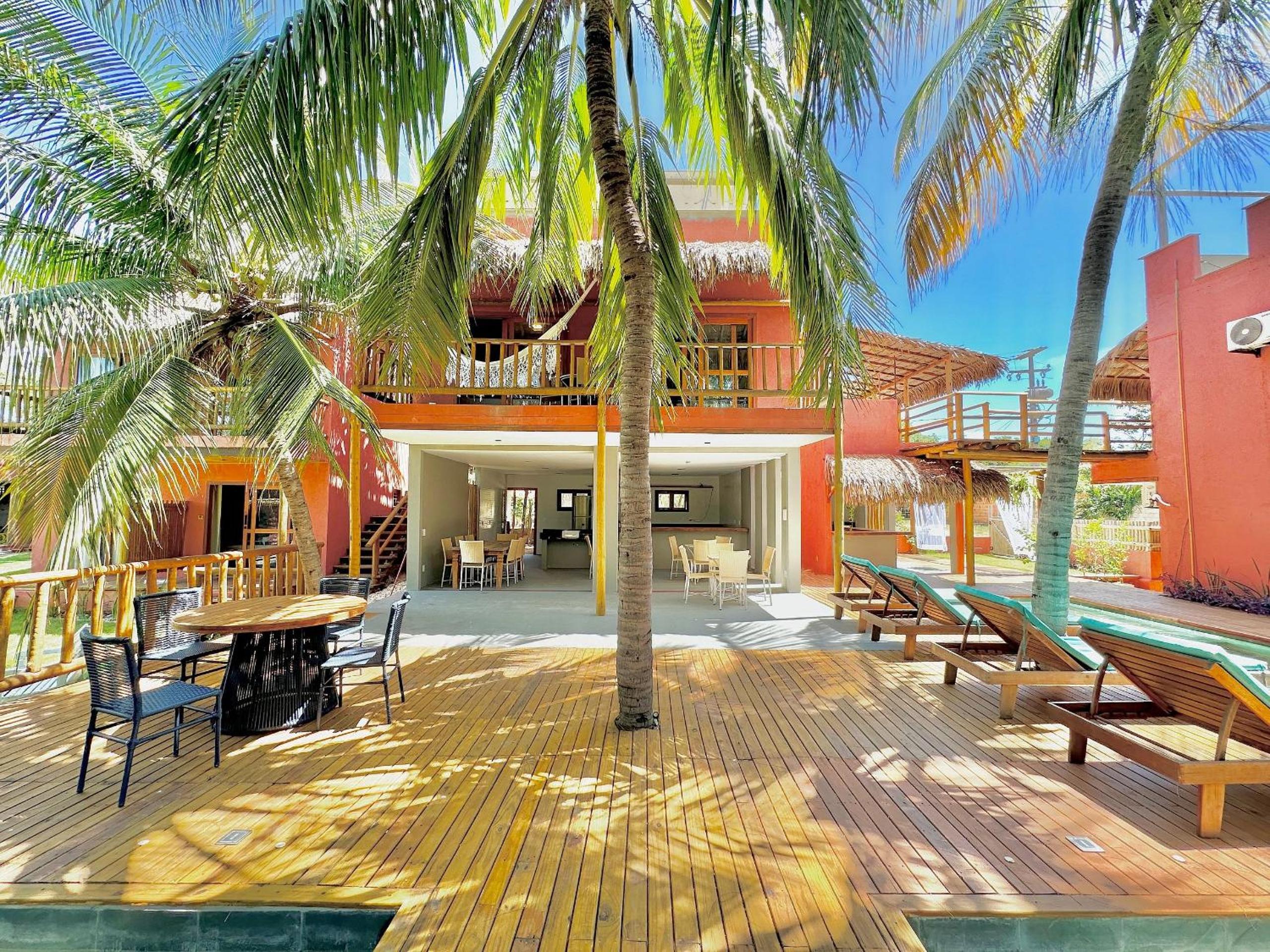Casa do Pier, bangalôs em Fortim c/ Café da Manhã