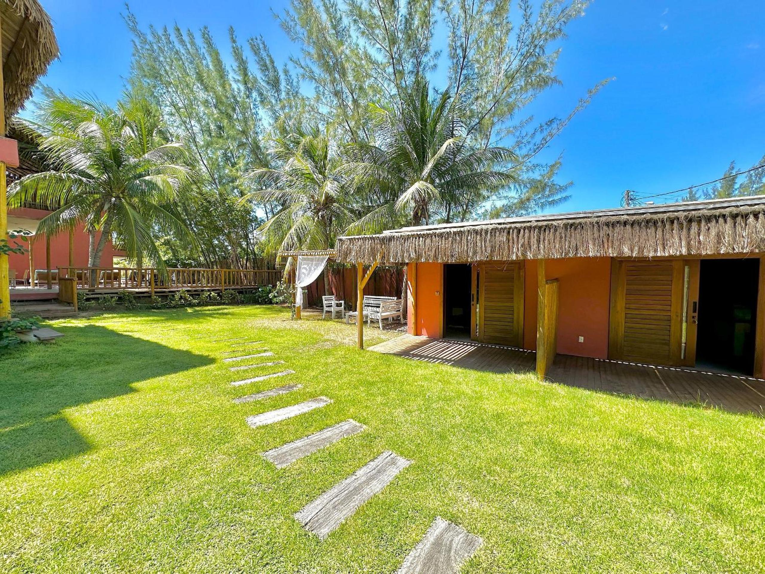 Casa do Pier, bangalôs em Fortim c/ Café da Manhã