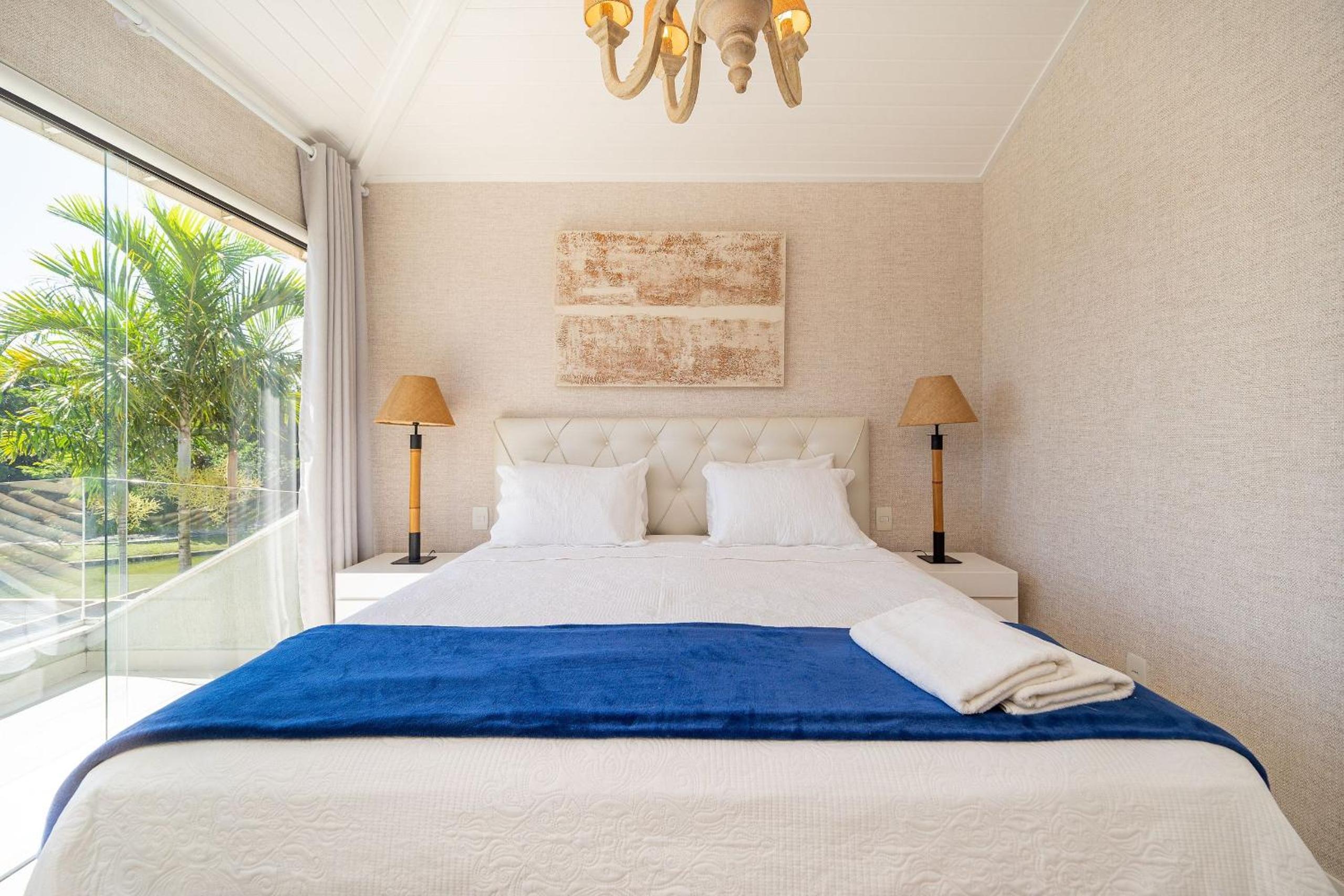Bz58 Beautiful house with private pool and lake view