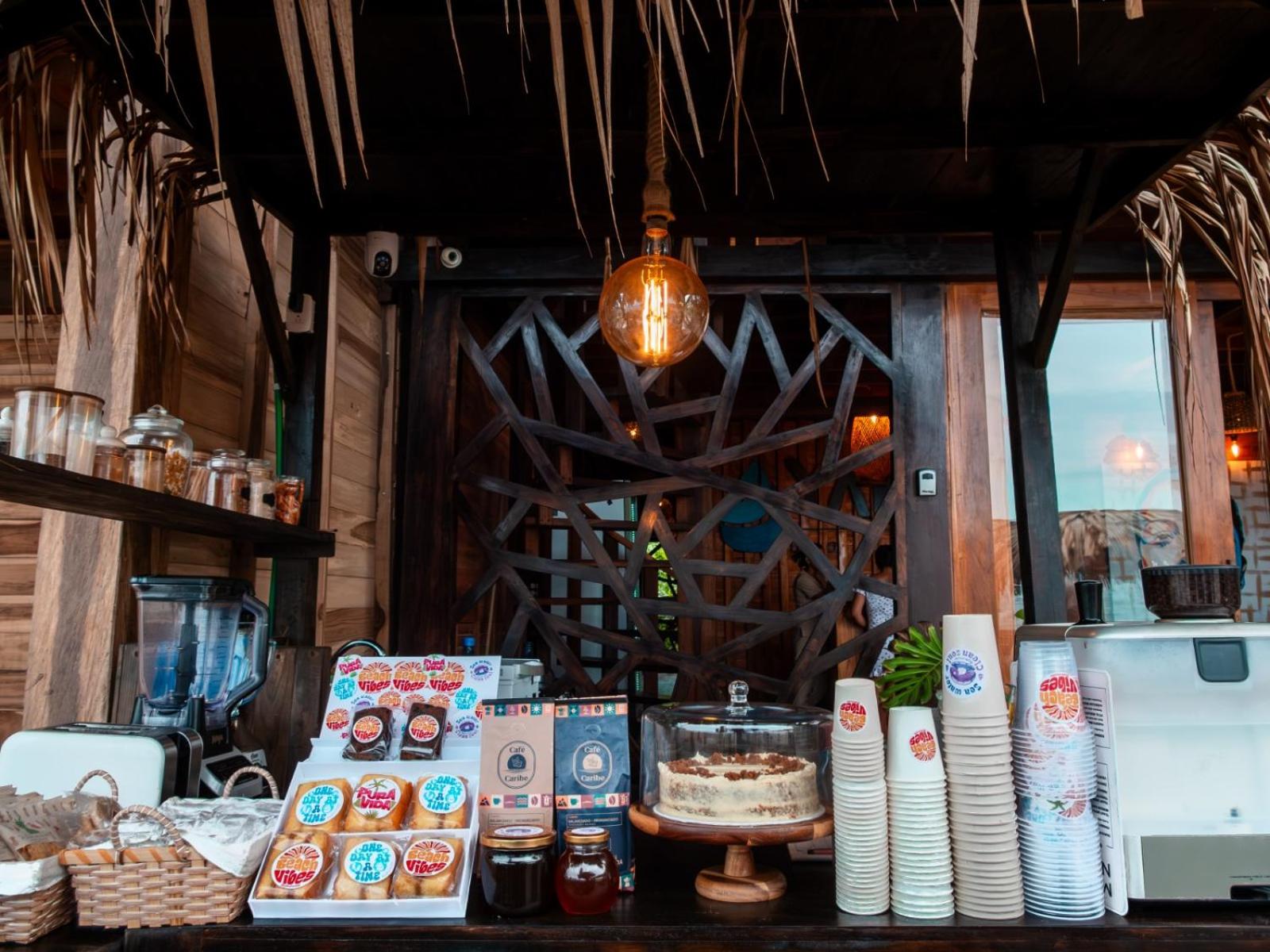 Yaku Hostel
