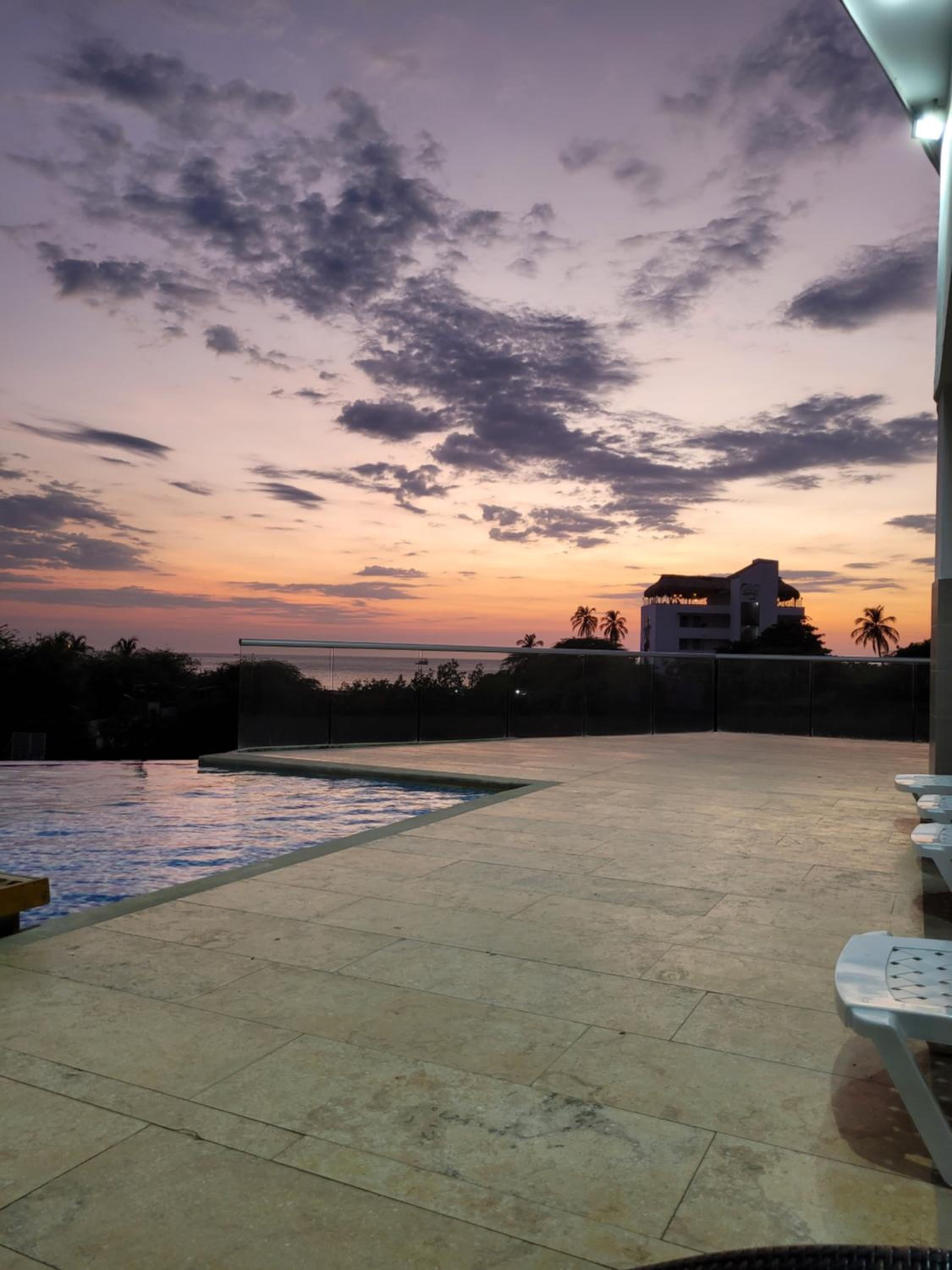 80 m2 de Luz, Confort y Vistas al Mar - Sierra Beach Resort