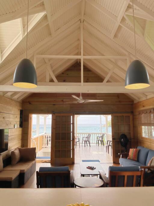 Parlatuvier Blue Villa view 4