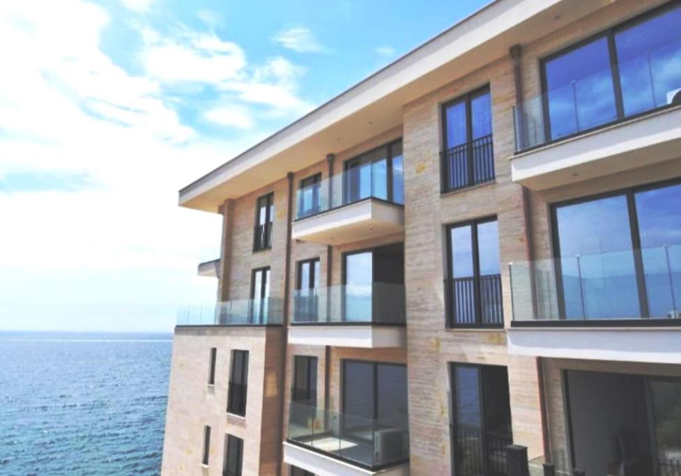 Saranda Xhulial 2 Apartament