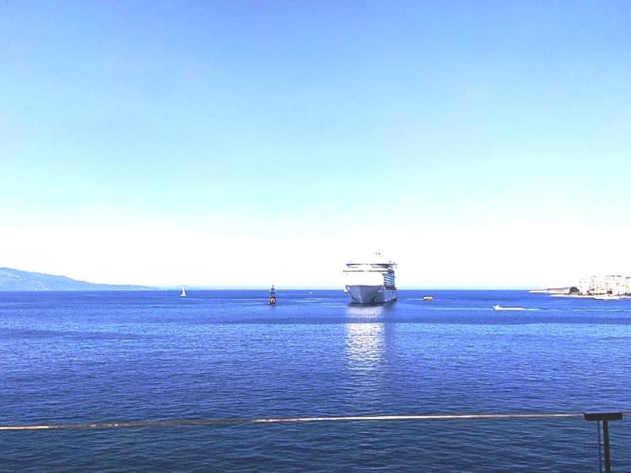 Saranda Xhulial 2 Apartament
