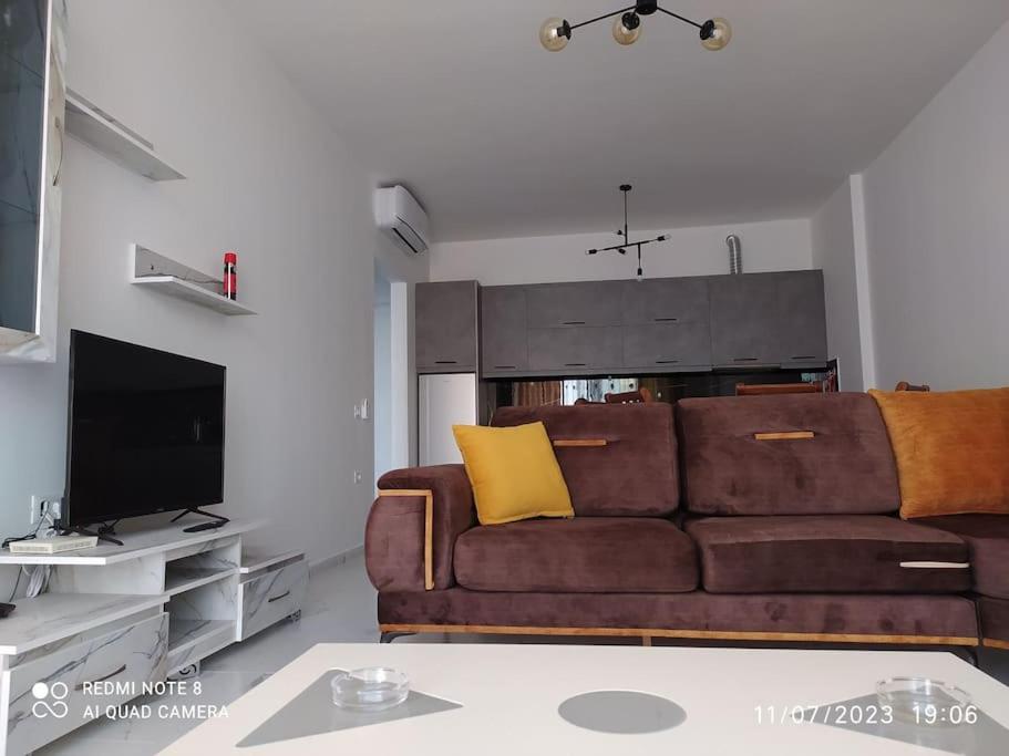 Saranda Xhulial 2 Apartament