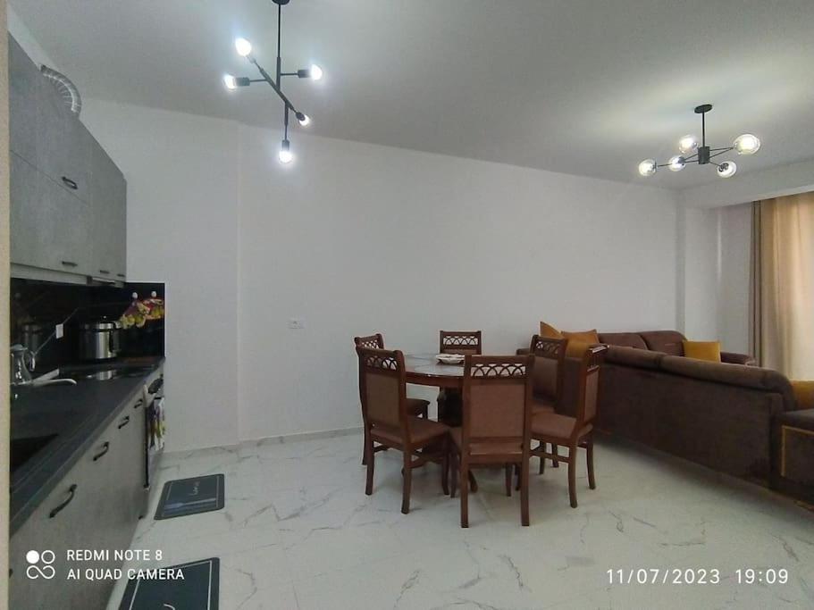 Saranda Xhulial 2 Apartament