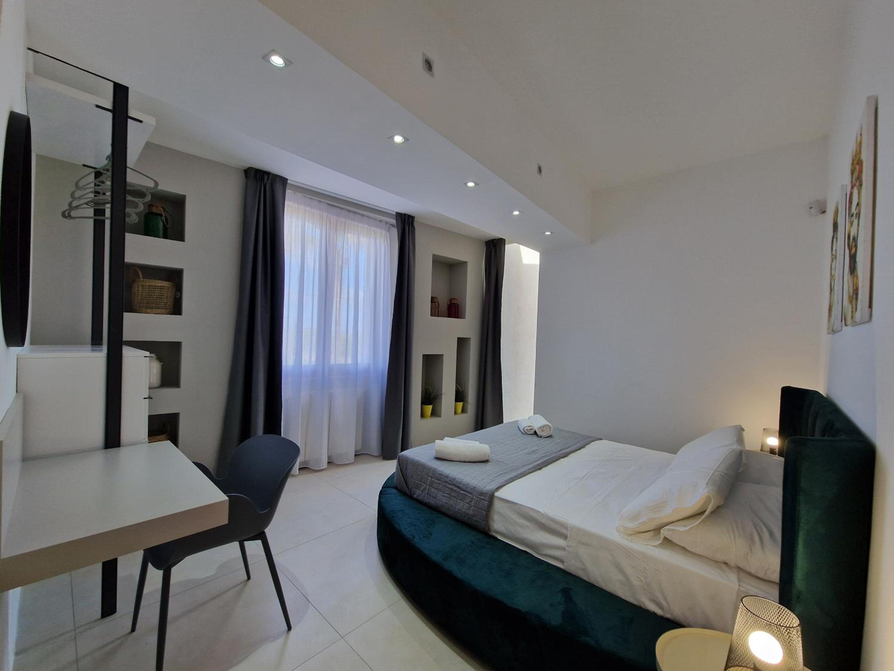 Photo 12